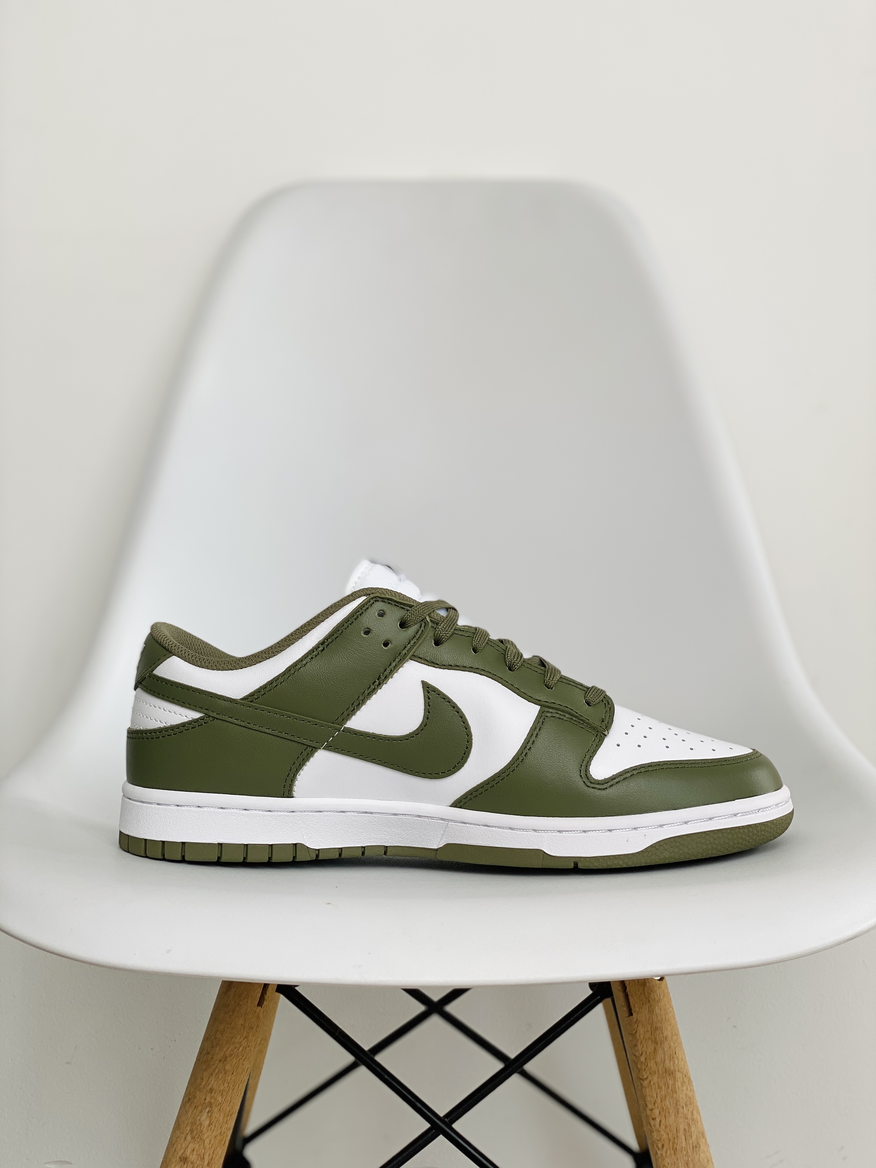 dunk Low Medium Olive 白橄欖綠 低筒 复古板鞋 休闲鞋 男鞋 女鞋 DD1503-120