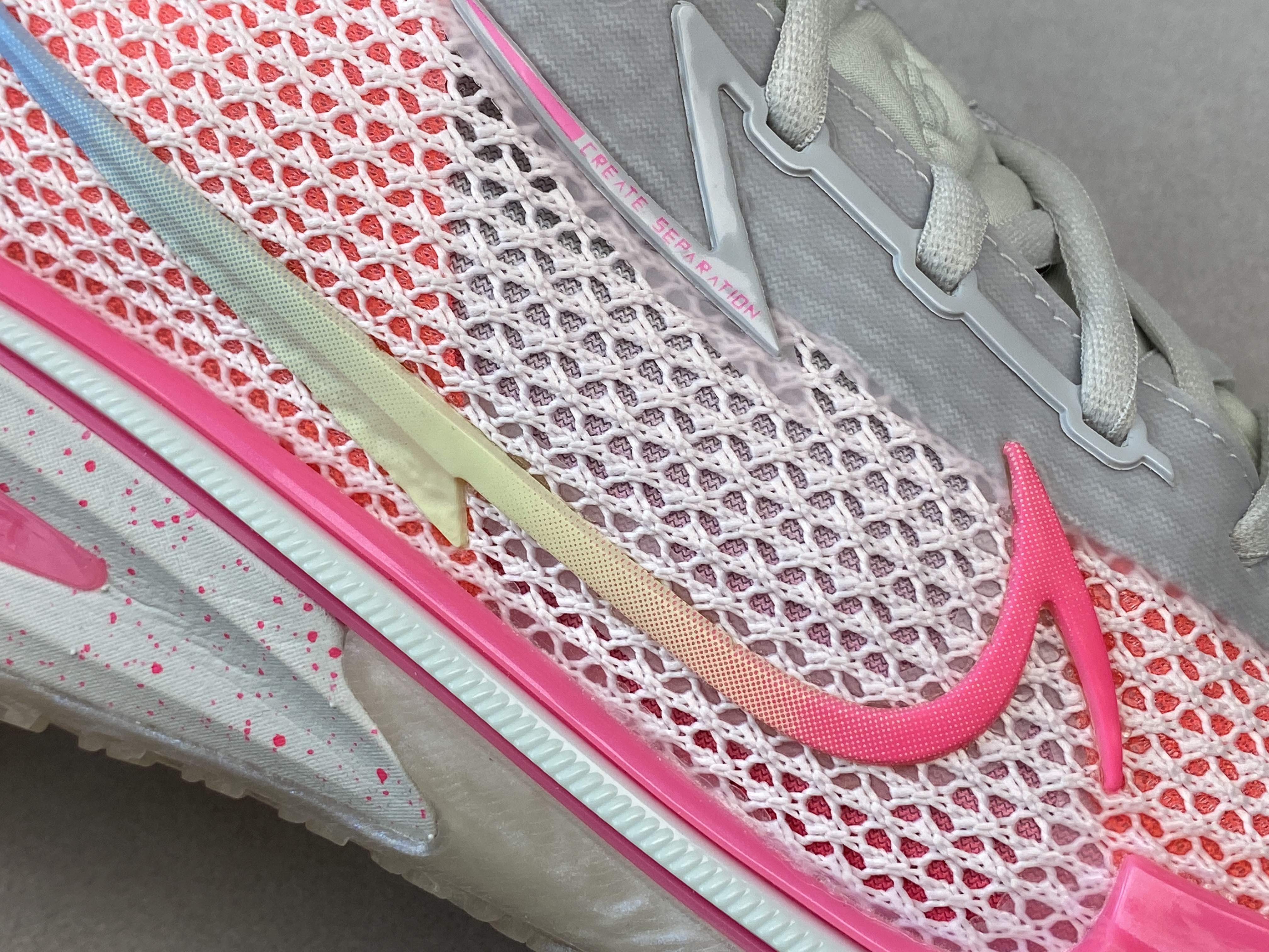 外贸 GT Cut 白粉 乳腺癌 低筒 篮球鞋 球鞋 实战鞋 全掌气垫 TPU抗扭 男鞋  CZ0175-008