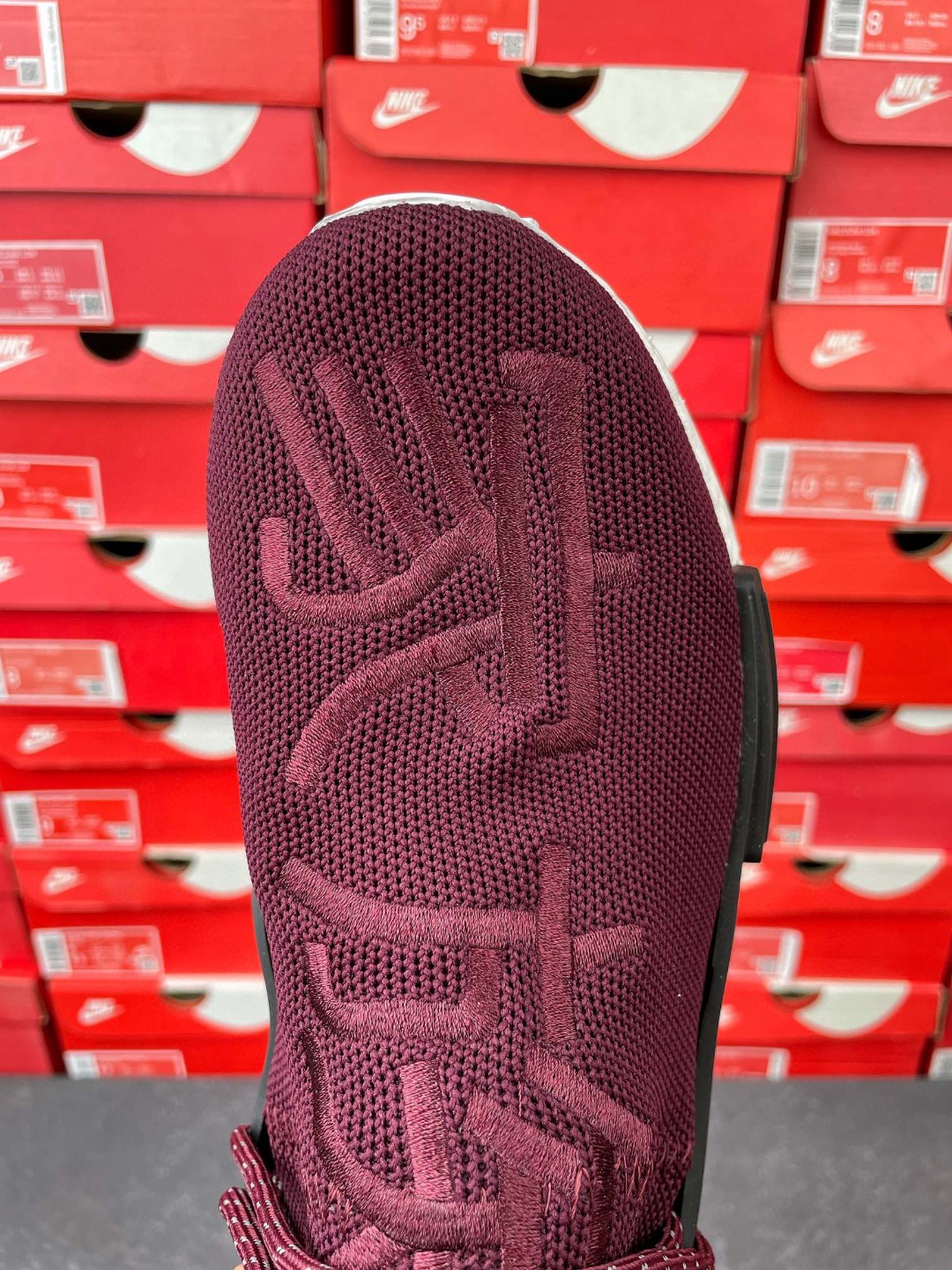 Pharrell Williams x adidas originals NMD HU Human 菲董联名 酒红色 低筒 运动鞋 休闲鞋 男鞋女鞋 