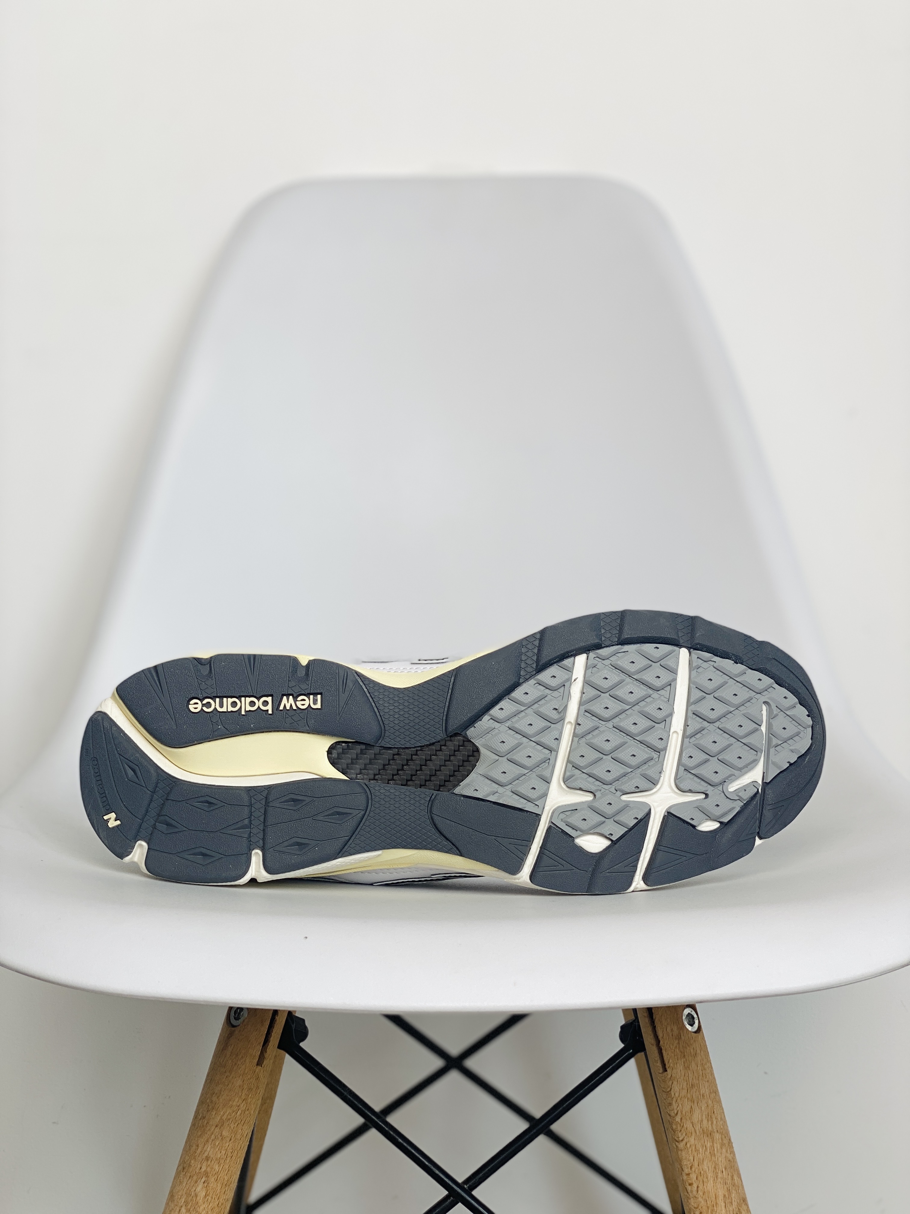 New Balance 990 V3 Teddy Made 白色 低筒 复古跑鞋 休闲鞋 板鞋 运动鞋 男鞋 女鞋 M990AL3