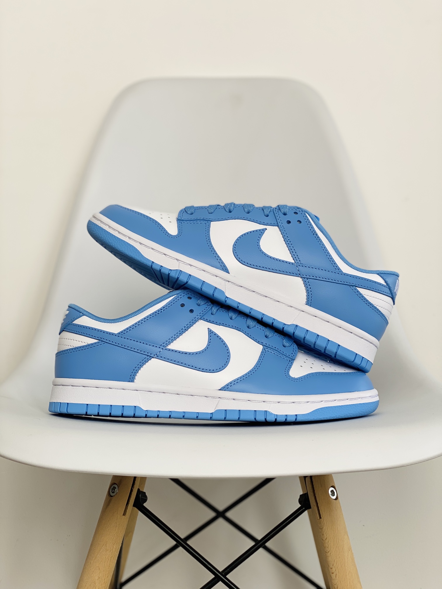 dunk Low University Blue 大学蓝 白色刺绣 低筒 复古板鞋 休闲鞋 男鞋 女鞋  DD1391-102