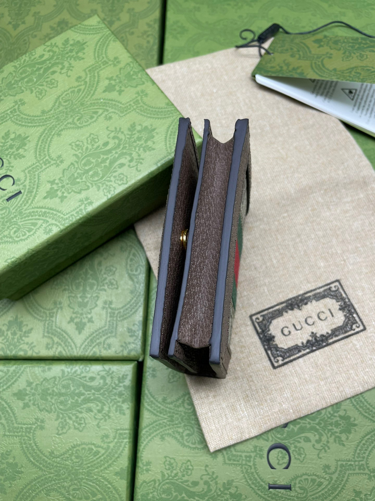  GUCCI 古驰 Ophidia  双G  春季老花 条纹 卡包 名片夹 女款  乌木色 棕色 523155-FAA7K-9793