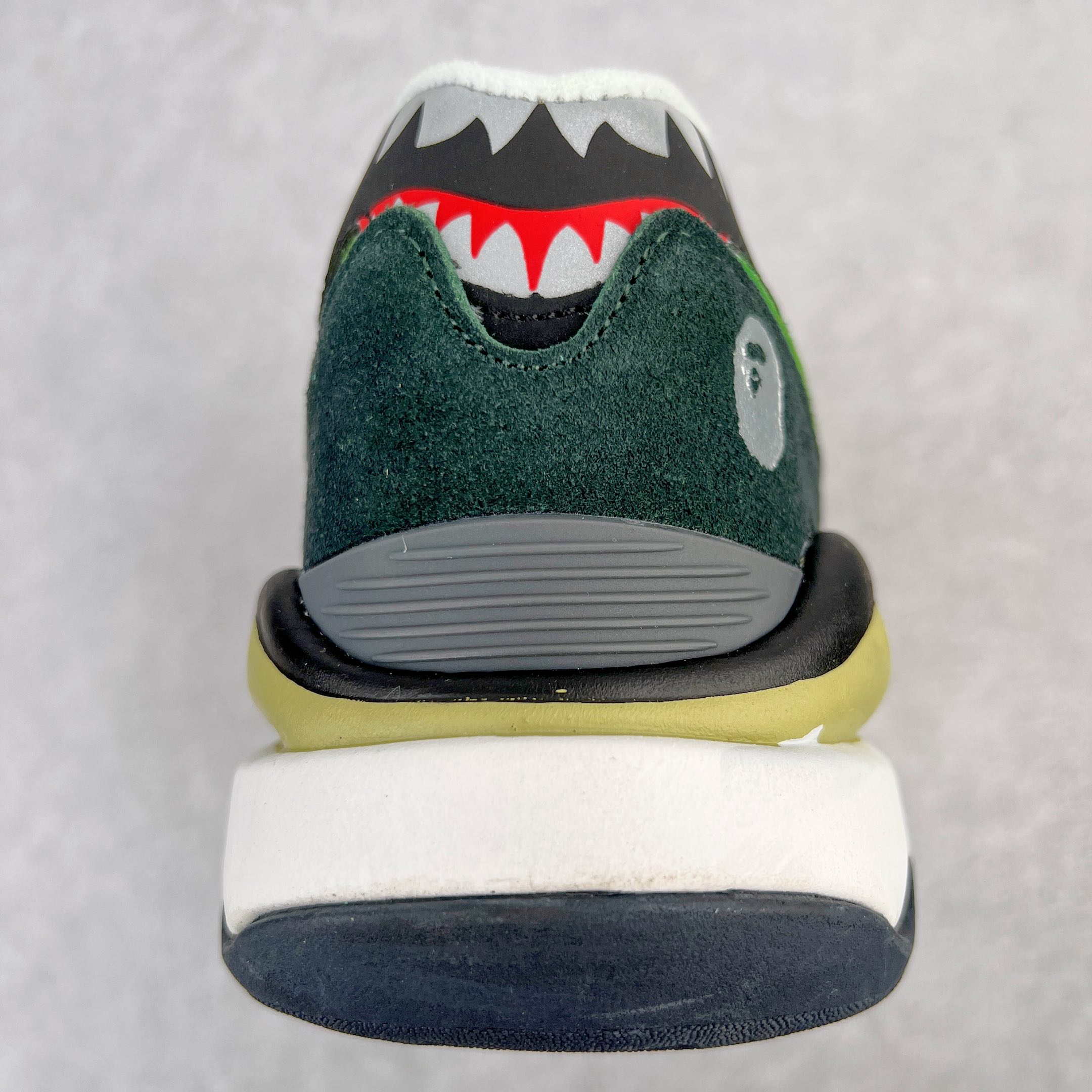 BAPE New Balance  NB5740 黑绿迷彩 低筒 复古慢跑鞋 板鞋 运动鞋 休闲鞋 男鞋 女鞋 M5740BAE