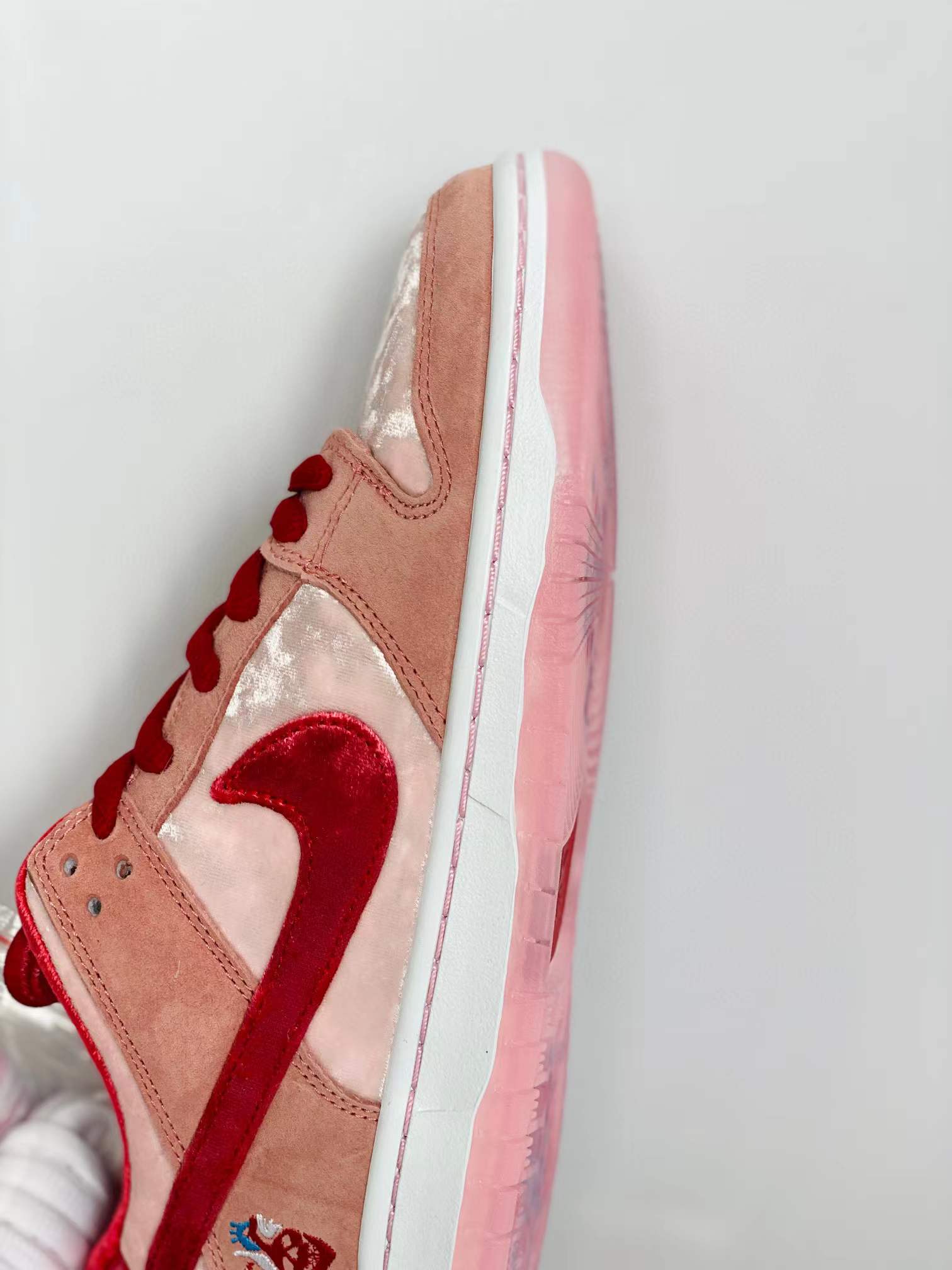 Stangelove dunk Low Pro 情人节 粉色 低筒 复古板鞋 休闲鞋 男鞋 女鞋 CT2552-800