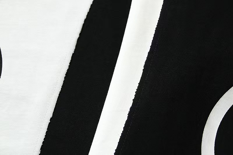 Maison Margiela 马吉拉 胸前数字6 短袖 黑色 白色 T 恤 圆领 套头 夏季 男女同款 