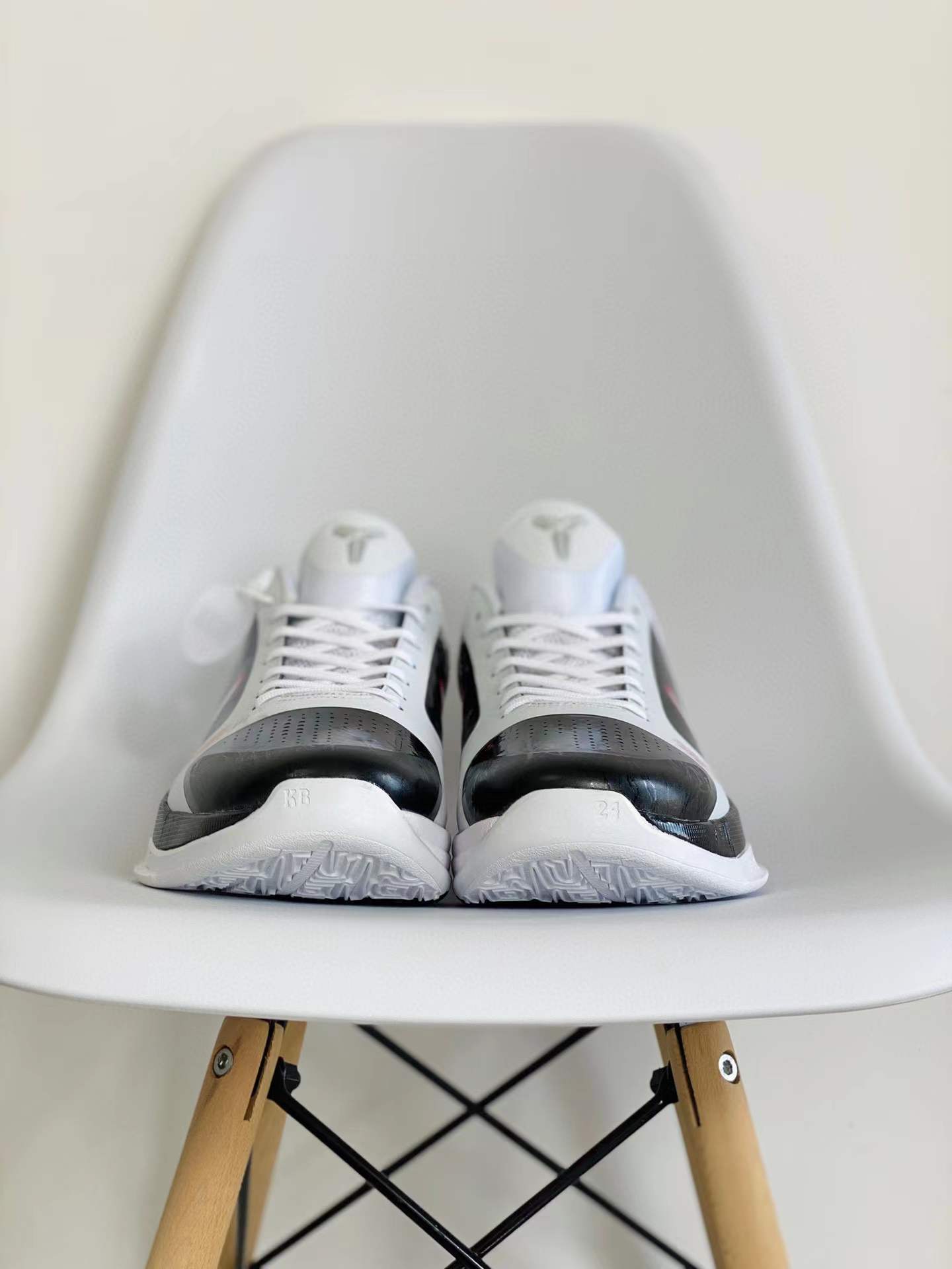 滅世純原 Kobe5 Bruce Lee Alt 科比 5 黑白李小龍  籃球鞋 球鞋 實戰鞋 前後氣墊 真碳板 CD4991-101