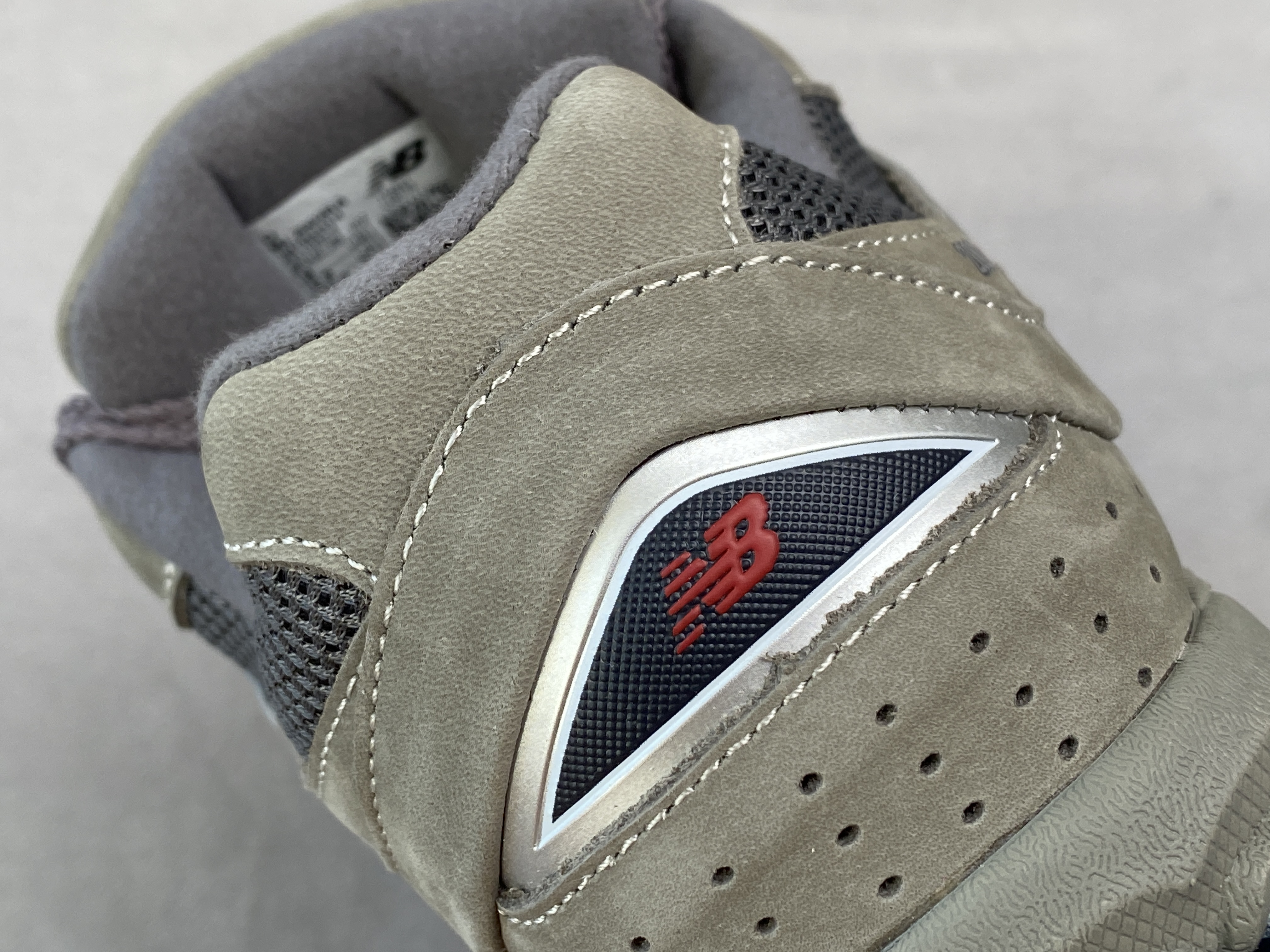 新版 New Balance 2002R  经典灰 军绿灰  低筒 跑步鞋 运动鞋 休闲鞋 男鞋 女鞋 ML2002RA