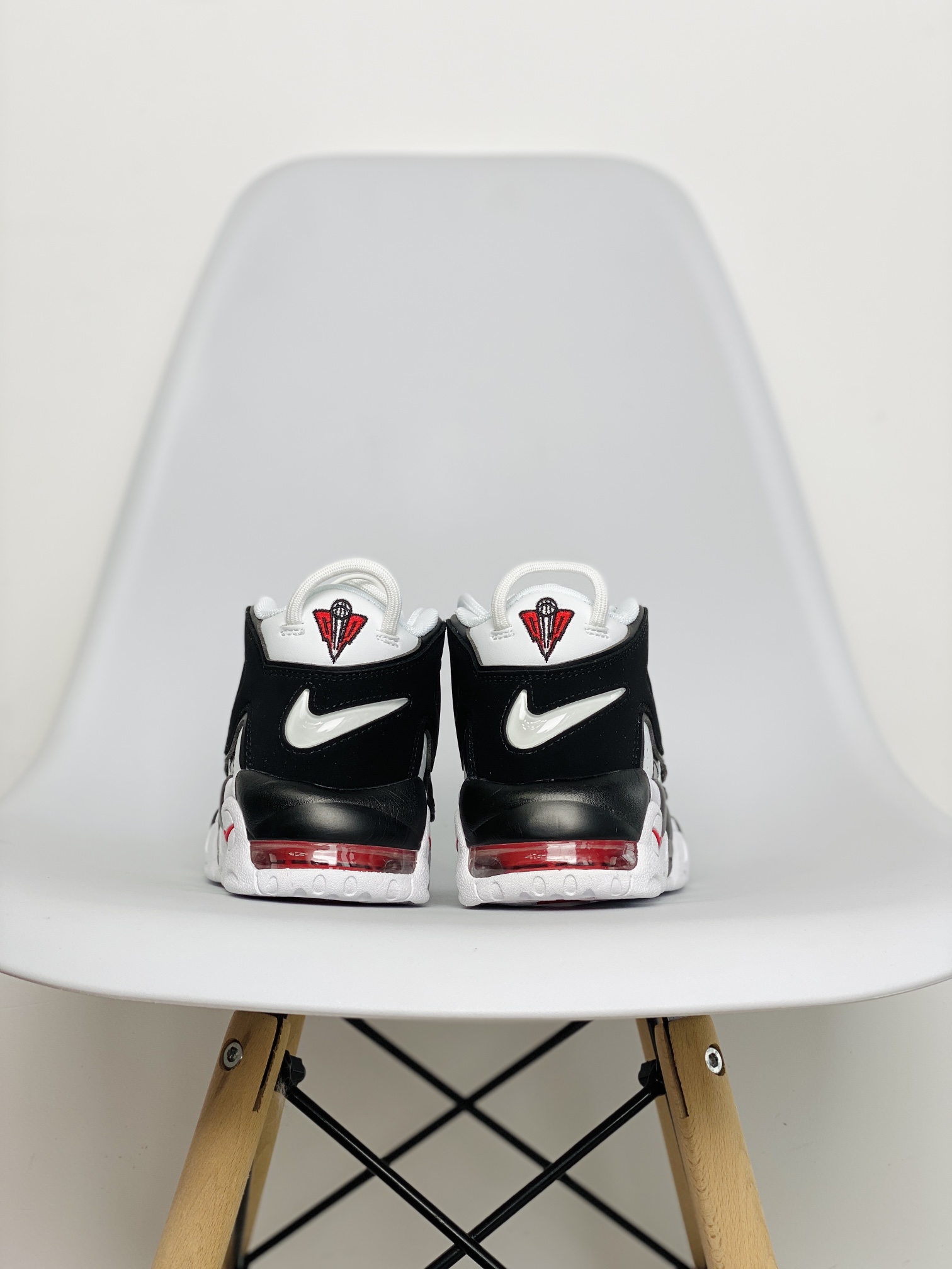 Air More Uptempo 熊貓  男鞋 女鞋 休闲鞋 板鞋 篮球鞋 414926-105