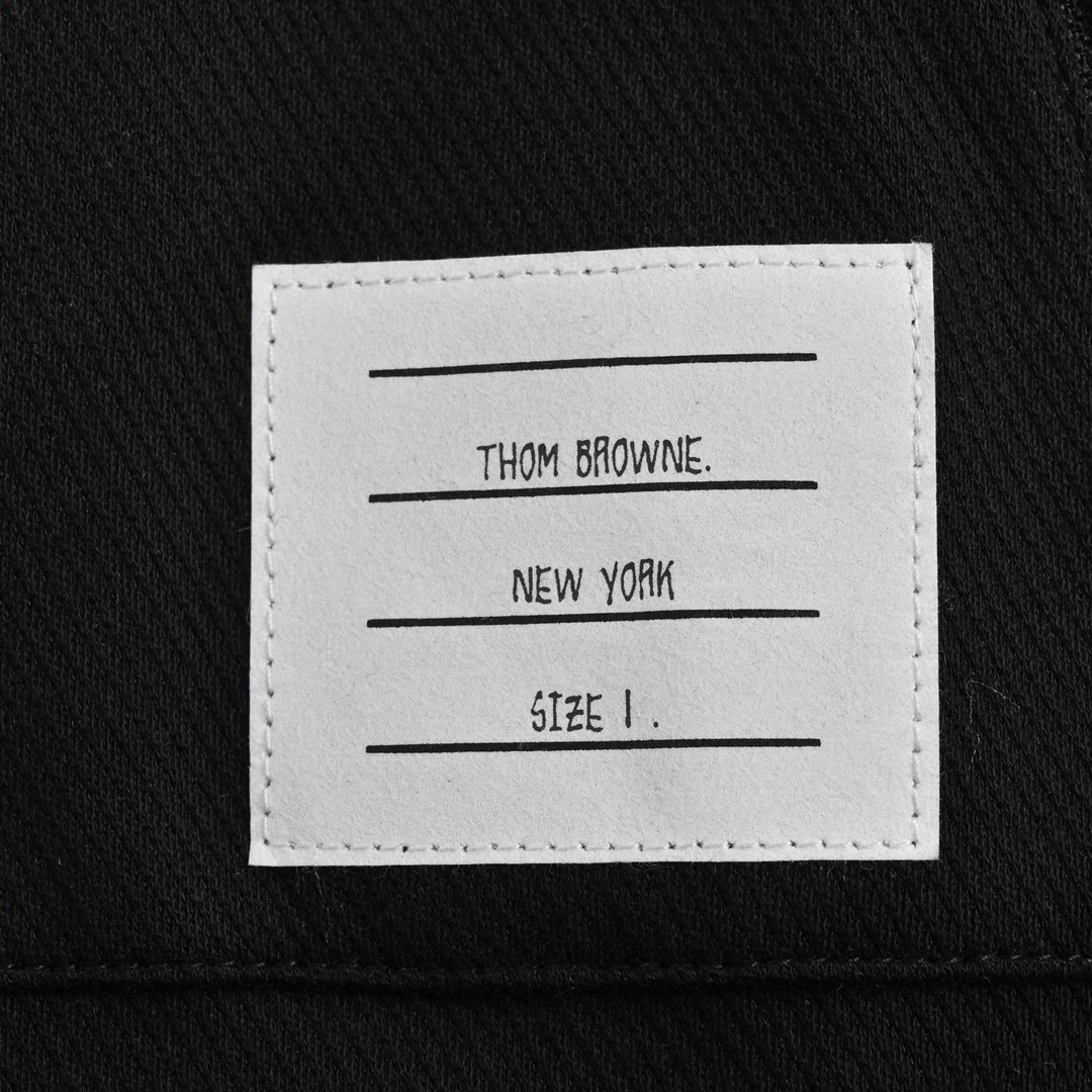 Thom Browne FW21 拉链前贴袋条纹运动夹克 黑色 外套 长袖 秋冬款 男女同款 