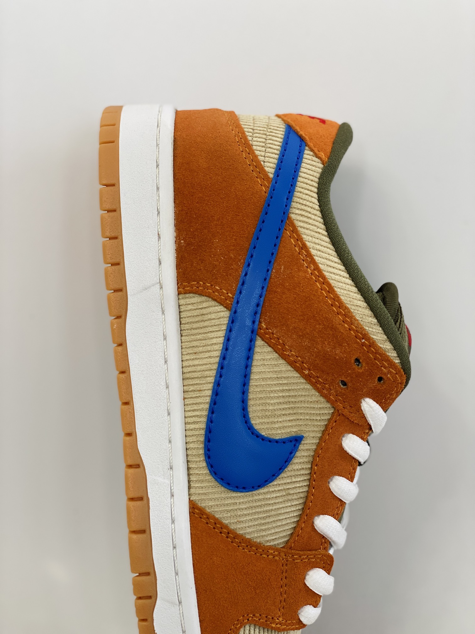 dunk Low Corduroy 卡其棕 灯芯绒 低筒 复古板鞋 休闲鞋 男鞋 女鞋 BQ6817-201