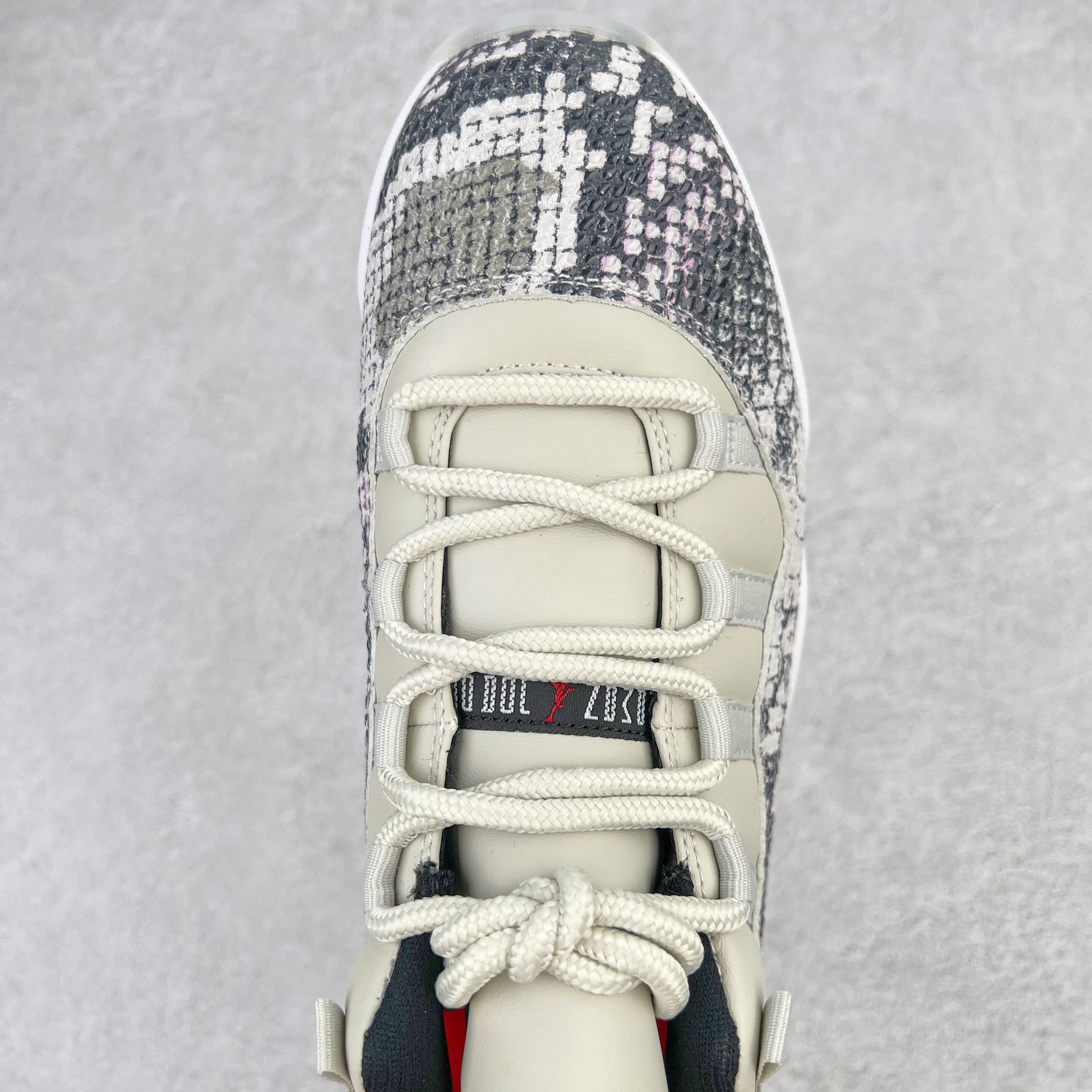 Air Jordan 11 Low Snakeskin AJ11 白蛇 蛇纹 低筒 碳板 全掌气垫 篮球鞋 球鞋 男鞋 休闲鞋 CD6846-002
