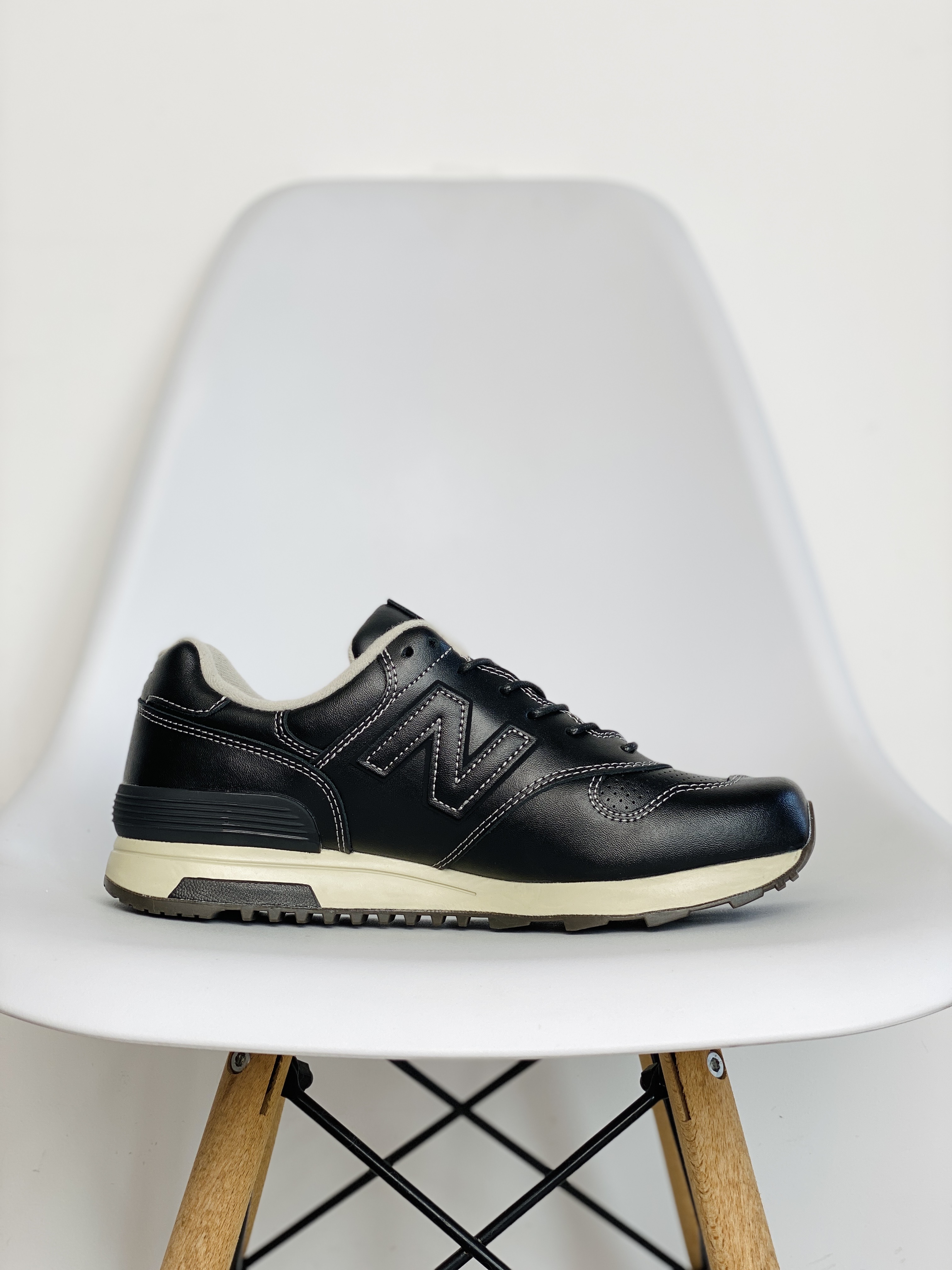 New Balance NB1400 黑色 皮面 低筒 复古跑鞋 休闲鞋 板鞋 运动鞋 男鞋 女鞋  