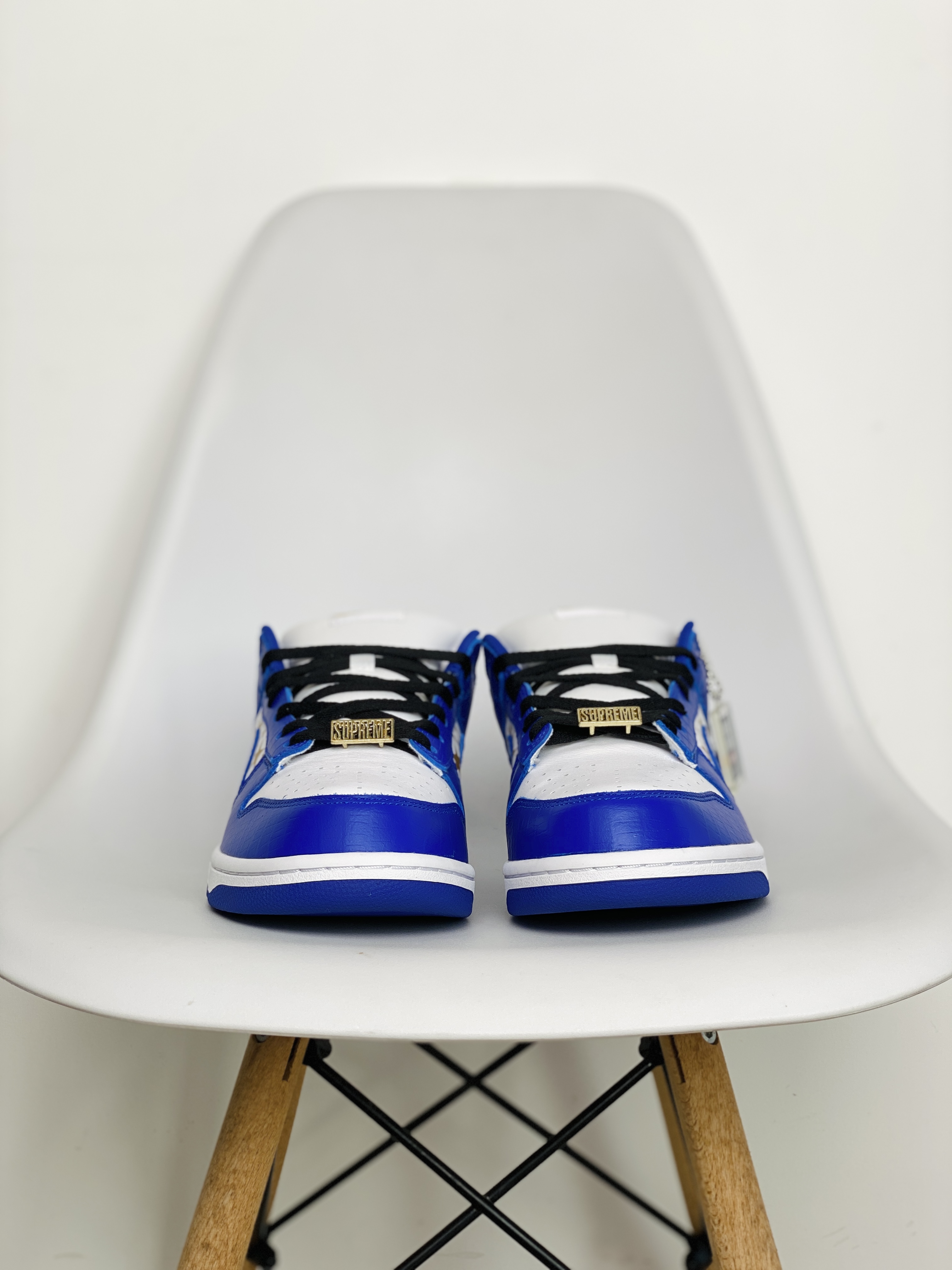 Supreme x SB Dunk Low Hyper Royal 联名 白金蓝 低筒 复古板鞋 休闲鞋 男鞋 女鞋 DH3228-100