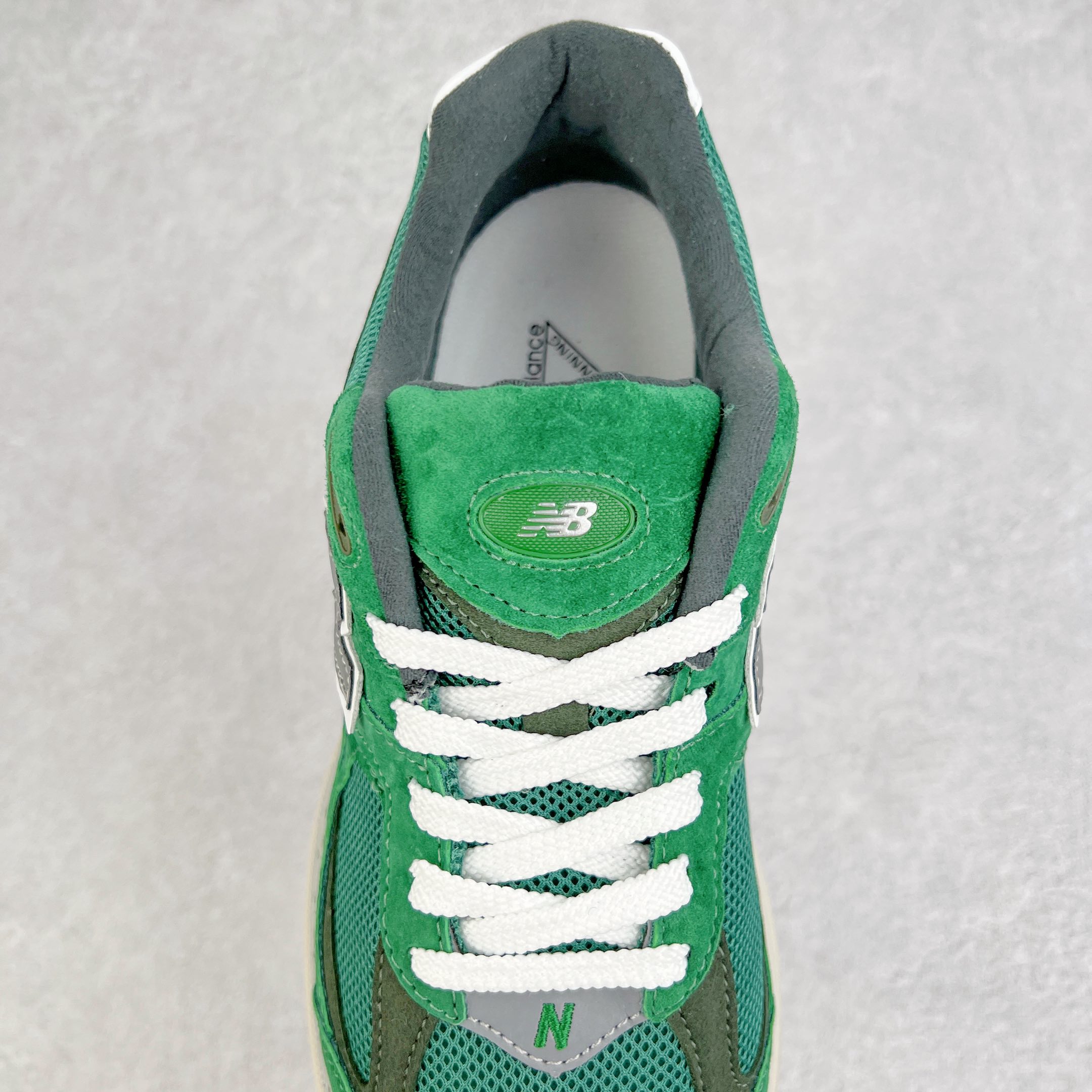 New Balance 2002R 绿色 低筒 跑步鞋 运动鞋 休闲鞋 男鞋 女鞋 M2002RHB