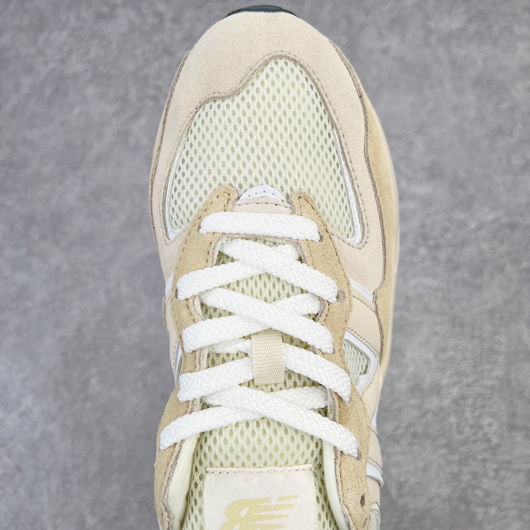 New Balance  NB5740 米色 低筒 复古慢跑鞋 板鞋 运动鞋 休闲鞋 男鞋 女鞋 W5740CHA