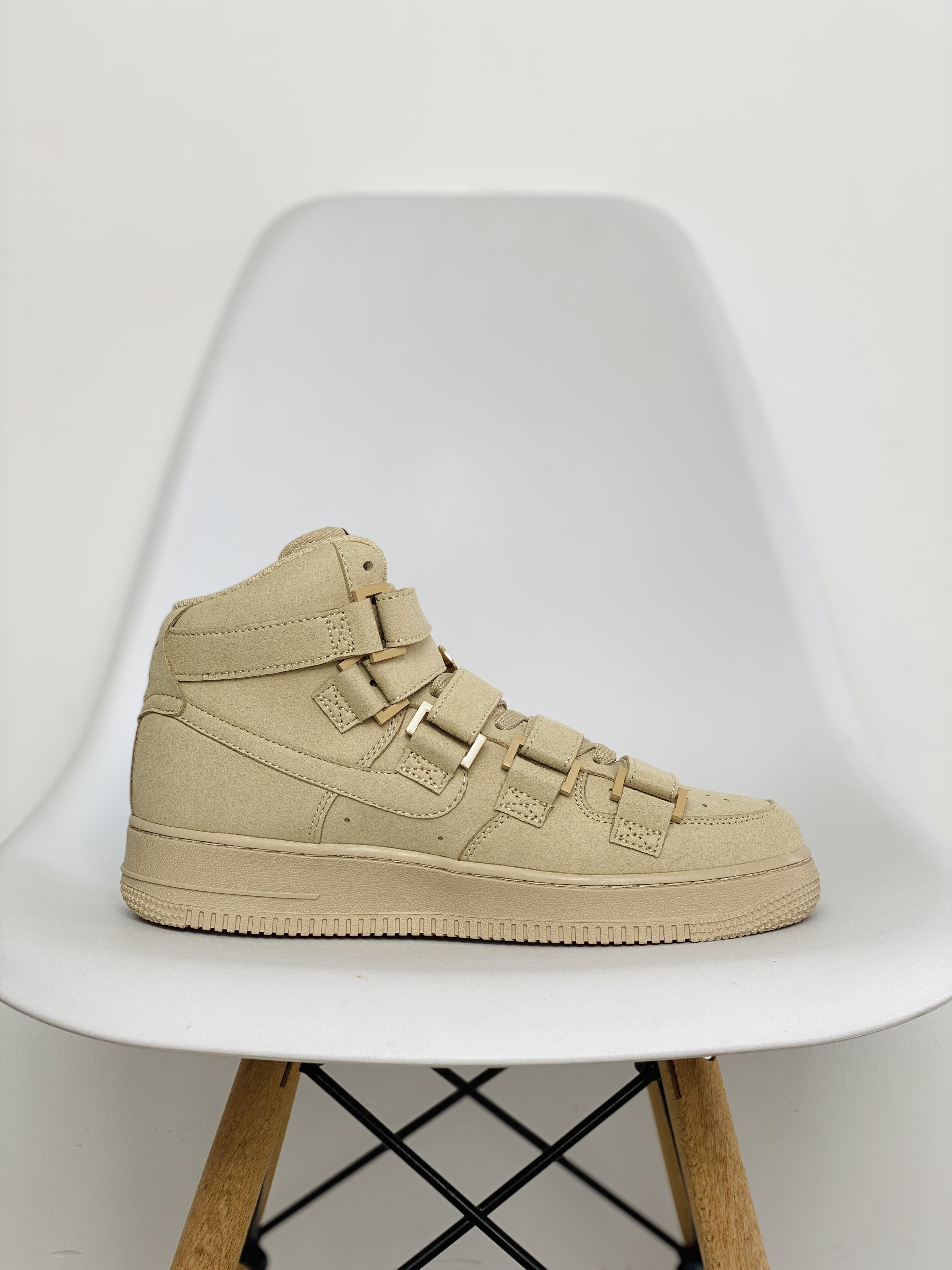 Billie Eilish x Nike Air Force 1 High '07 SP " Mushroom " 空军一号 碧梨  联名 蘑菇黄 火柴人 高筒 休闲鞋 板鞋 男鞋 女鞋 DM7926-200