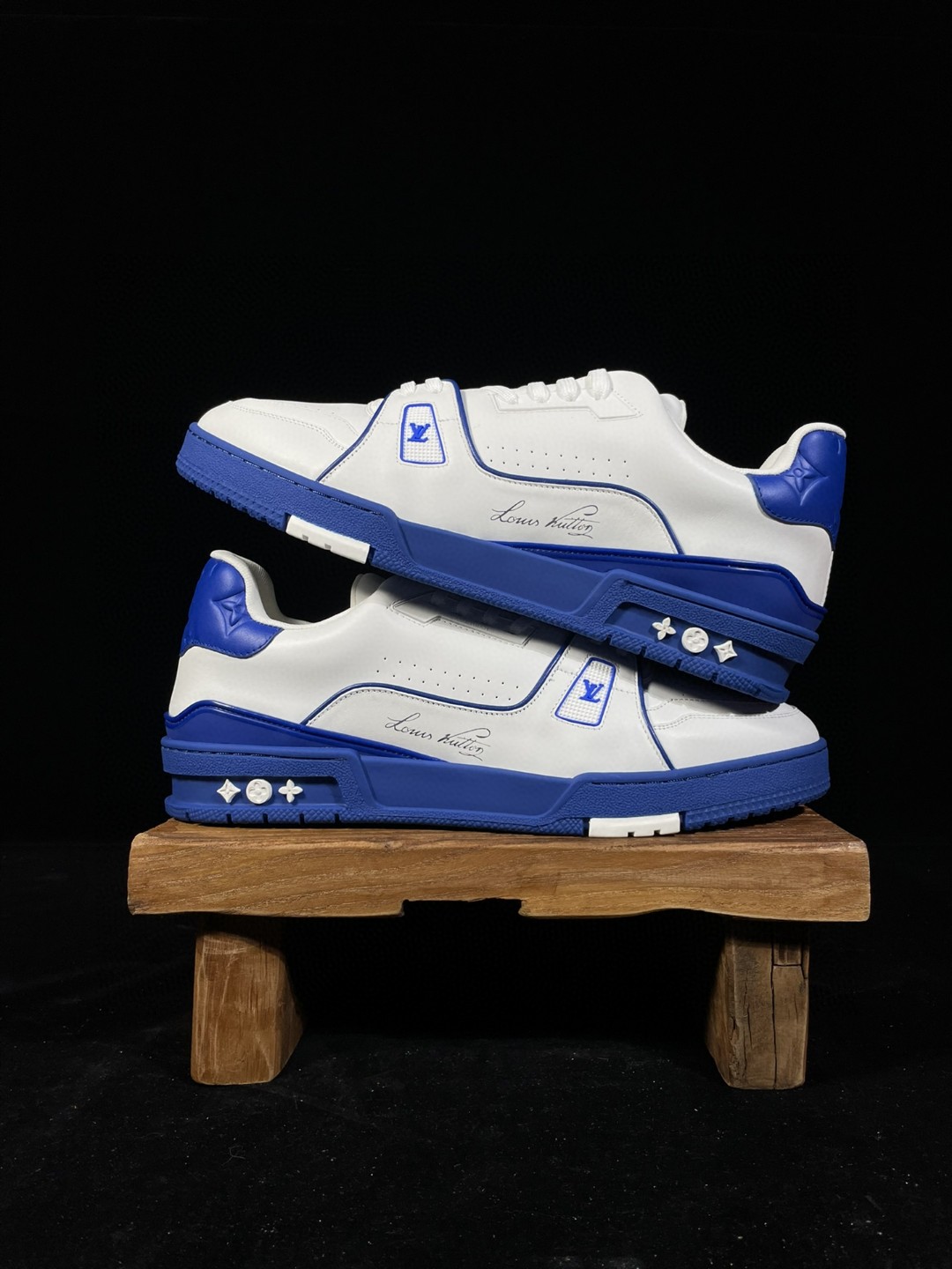 Louis Vuitton 路易威登 Trainer 白蓝 低筒 休闲鞋 板鞋 运动鞋 男鞋 女鞋 1A8SJN