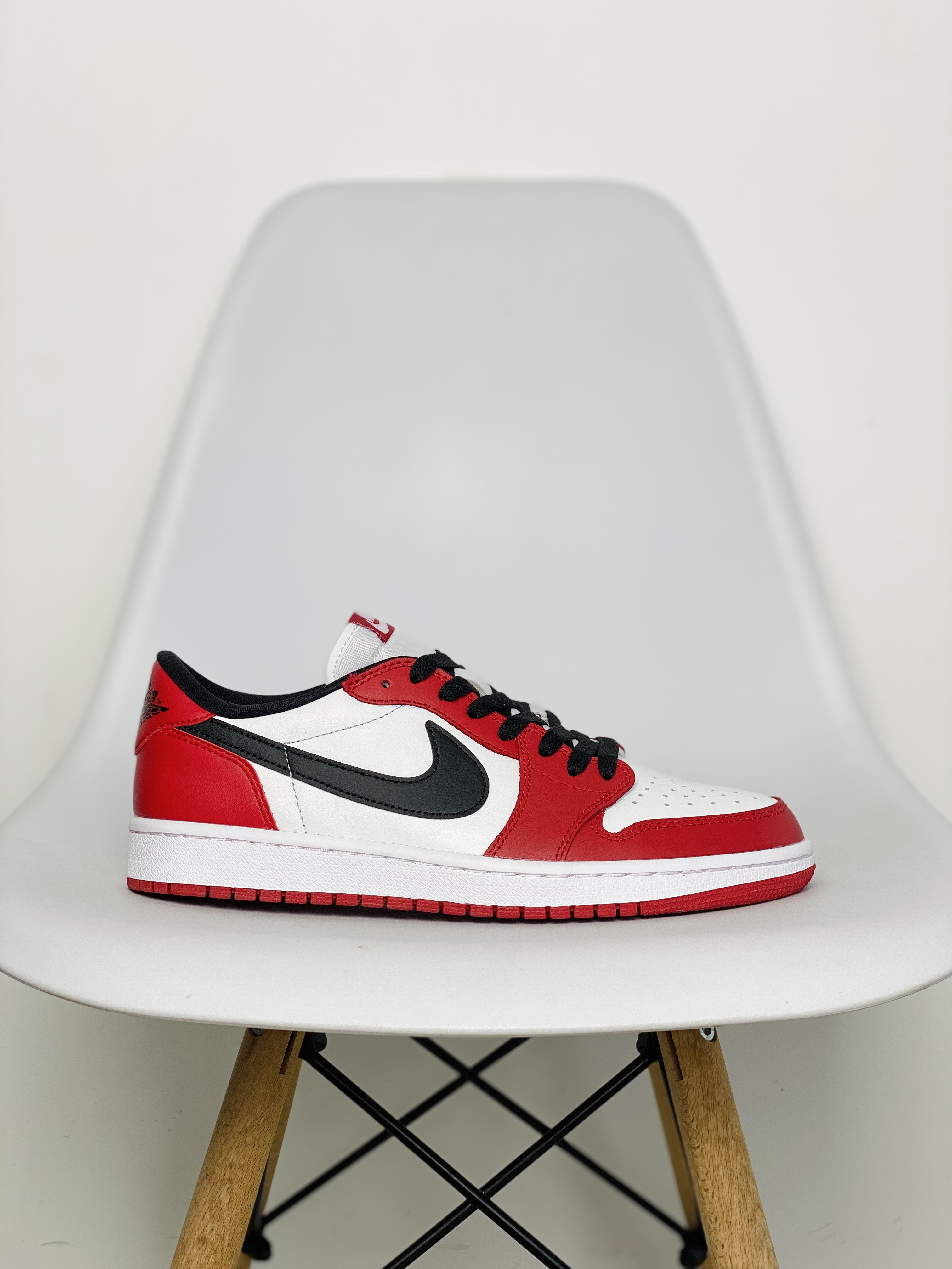 Air Jordan 1 Retro Low Chicago AJ1 芝加哥 2016 低筒 板鞋 休闲鞋 男鞋  705329-600