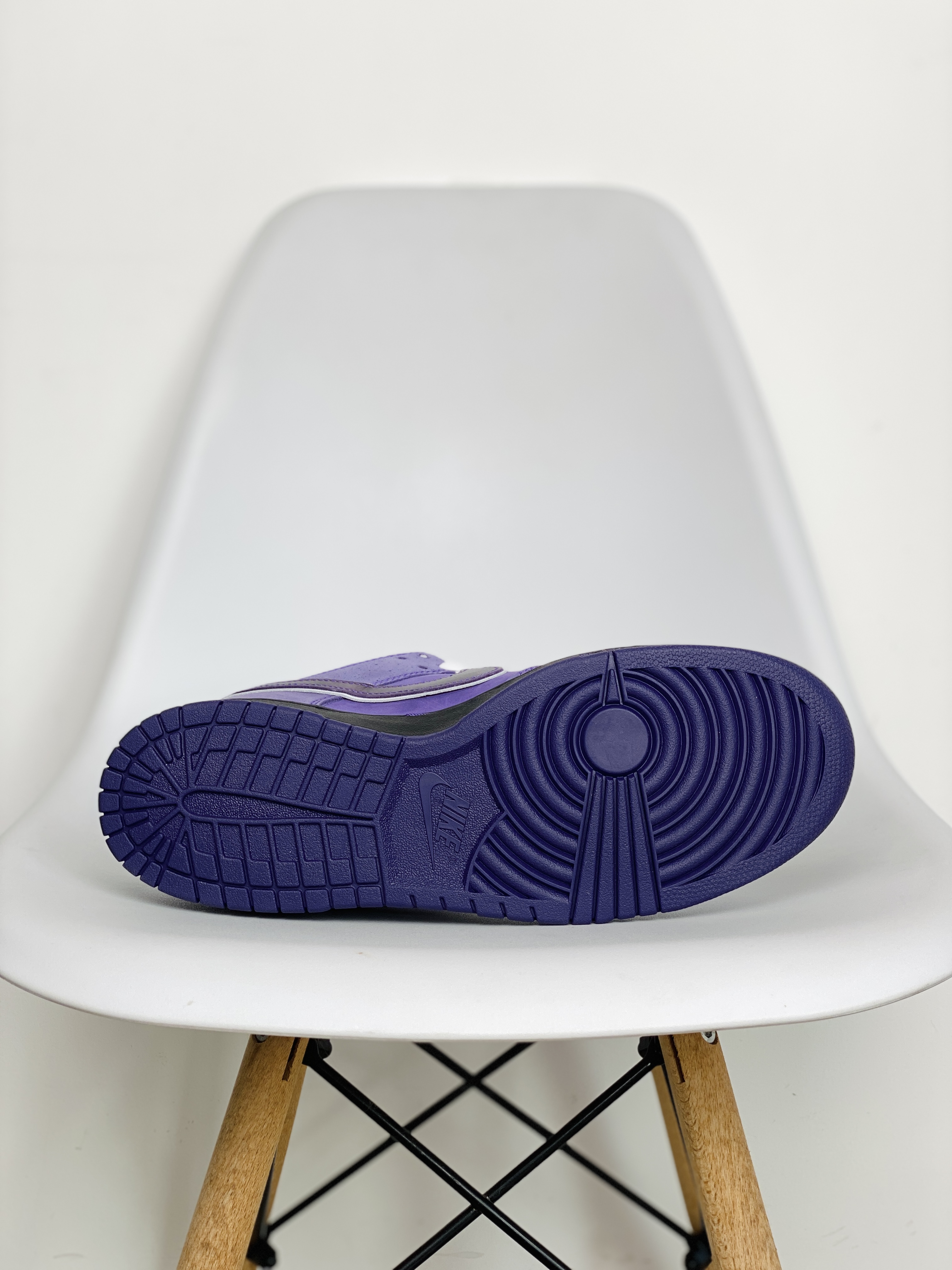  Concepts x SB Dunk Low Pro OG QS "Purple Lobster" 紫龙虾 低筒 复古板鞋 休闲鞋 男鞋 女鞋 BV1310-555