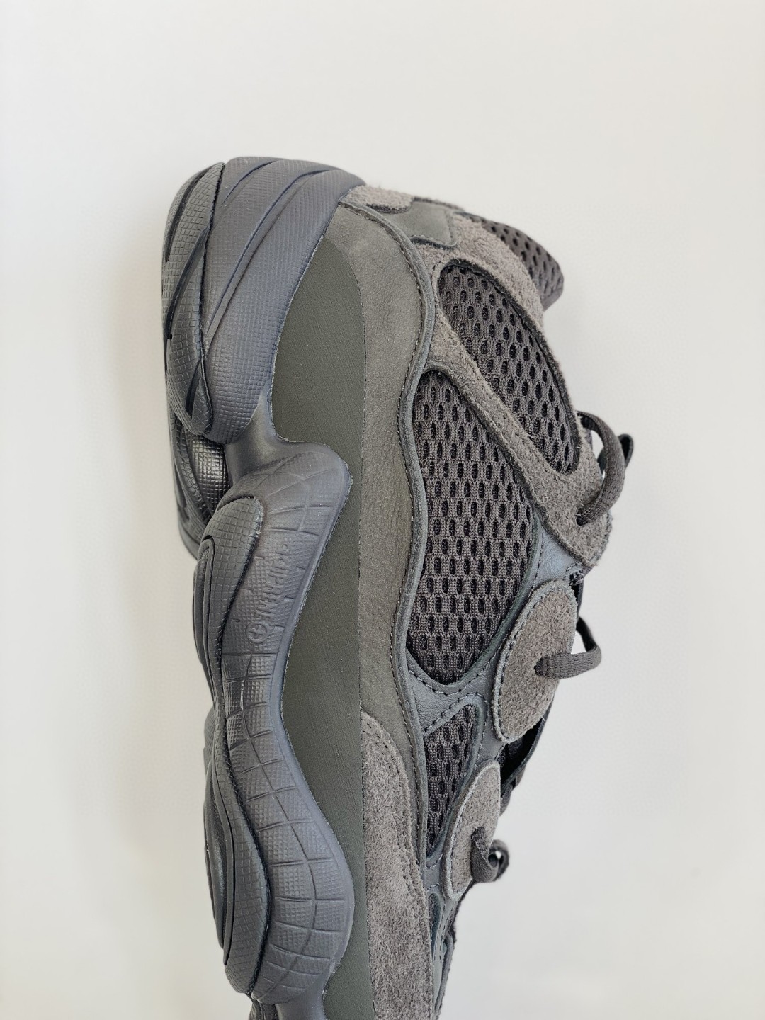 adidas originals Yeezy 500 Utility Black 黑魂 黑武士 低筒 休闲鞋 运动鞋 老爹鞋 男鞋 女鞋 F36640