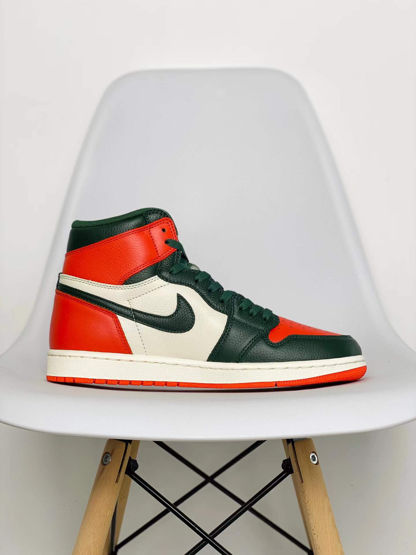 SoleFly Air Jordan 1 AJ1 Retro  OG 扣碎 橙色 篮球鞋 高筒 休闲鞋 男鞋 板鞋 AV3905-138