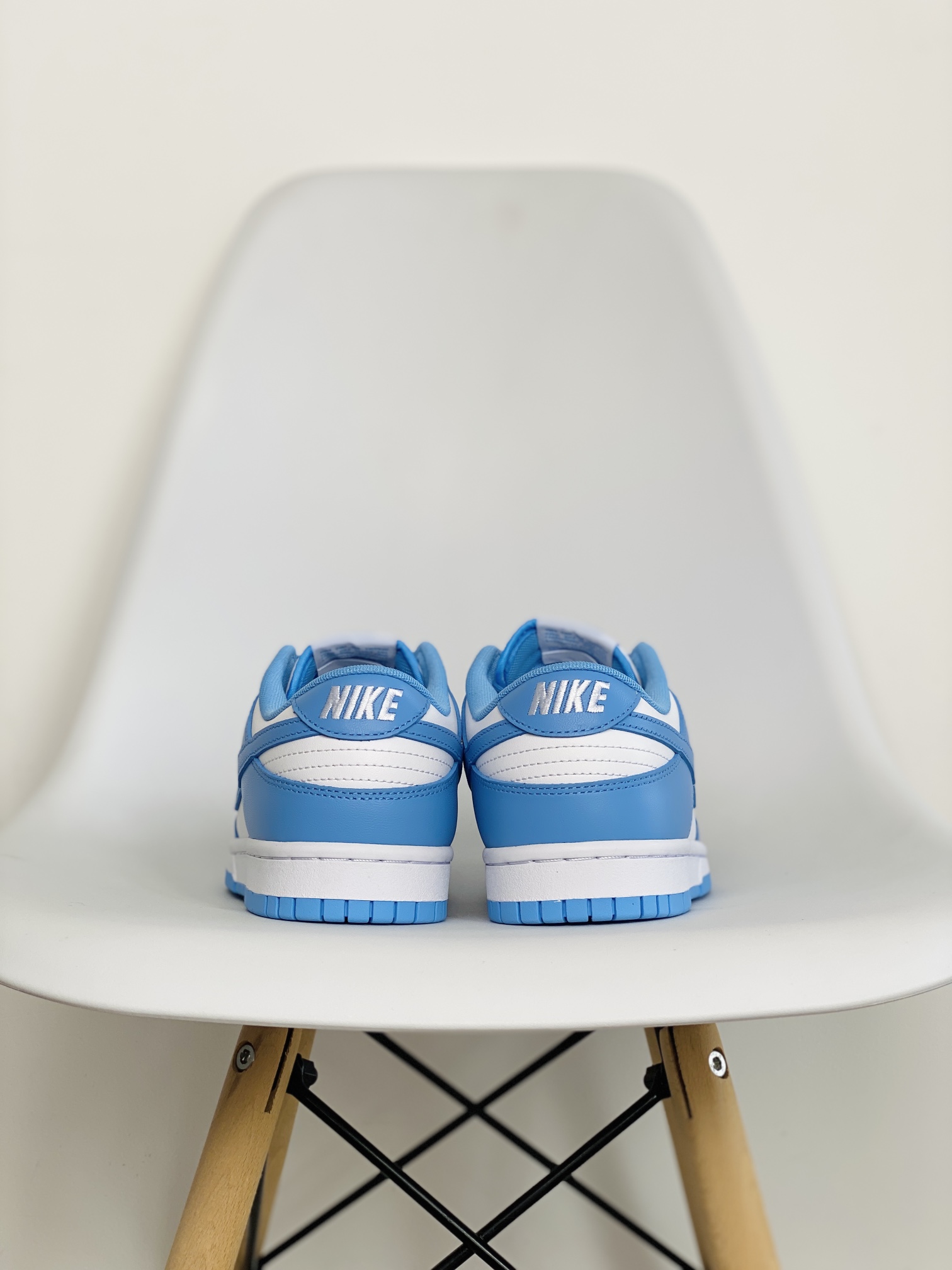 dunk Low University Blue 大学蓝 白色刺绣 低筒 复古板鞋 休闲鞋 男鞋 女鞋  DD1391-102