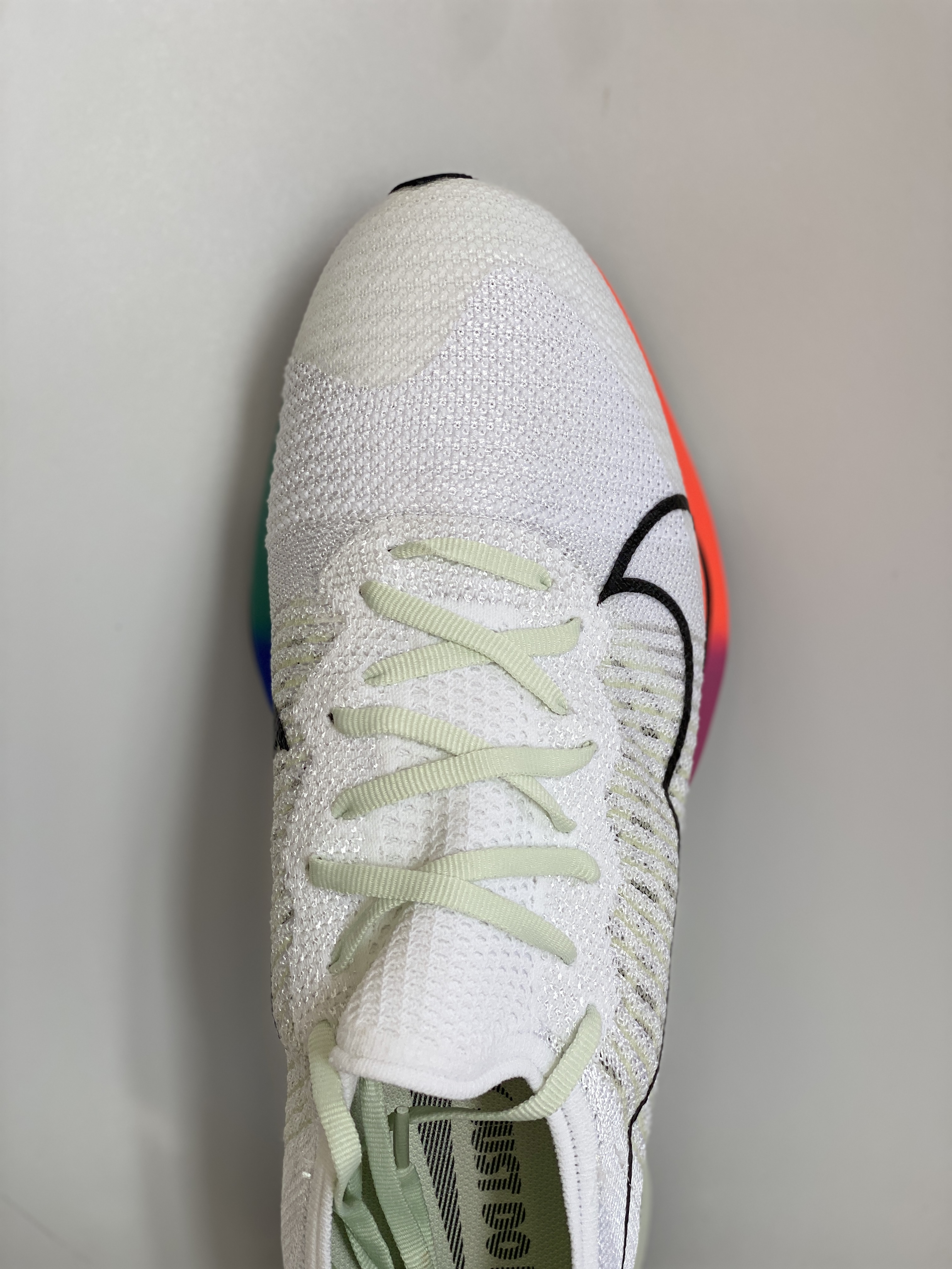 Zoom Tempo Next% Flyknit 白彩虹 低筒 减震 跑步鞋 运动鞋 休闲鞋 男鞋 女鞋 CI9923-100