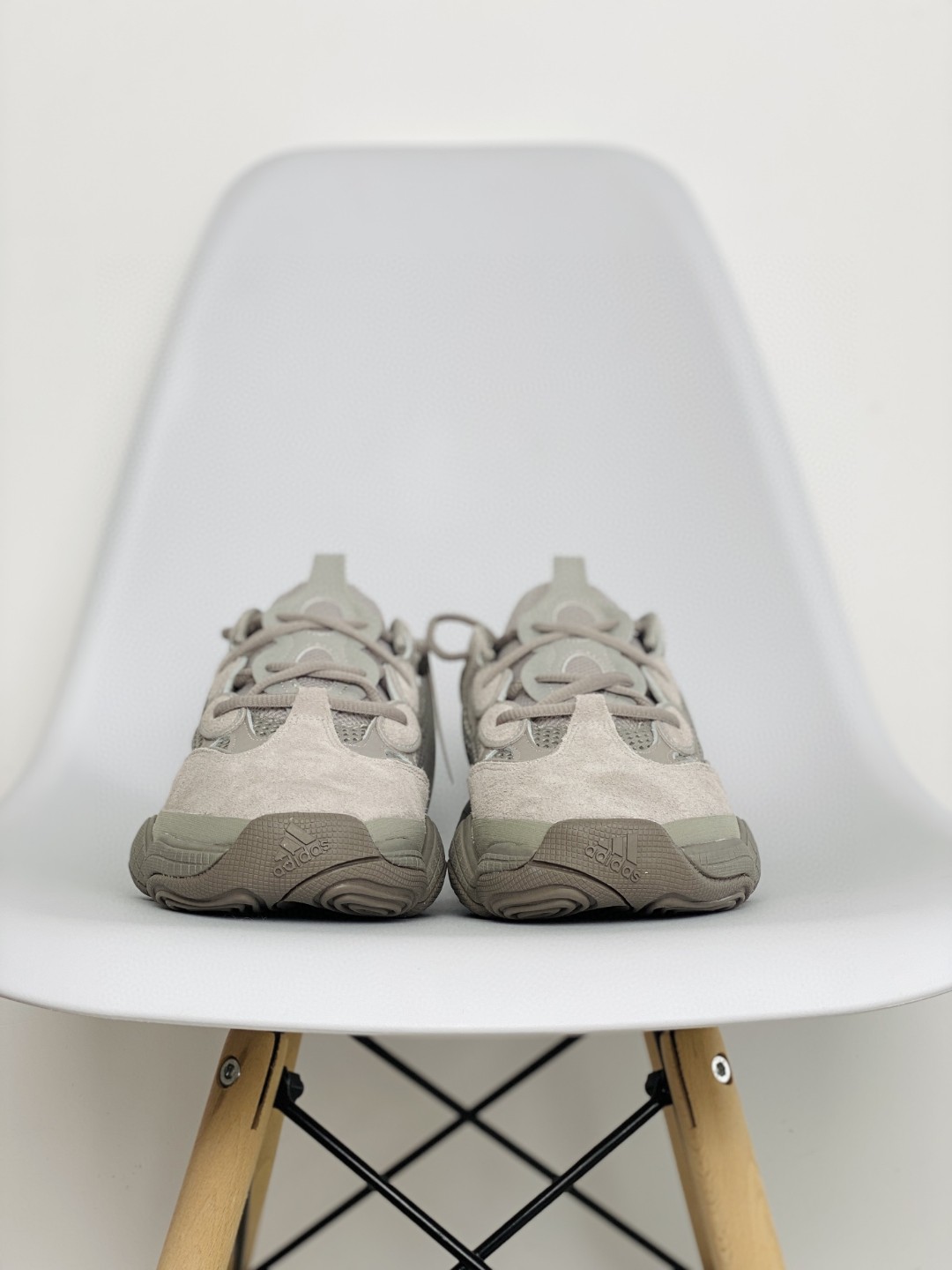 adidas originals Yeezy 500 Ash Grey 水洗灰 低筒 休闲鞋 运动鞋 老爹鞋 男鞋 女鞋 GX3607