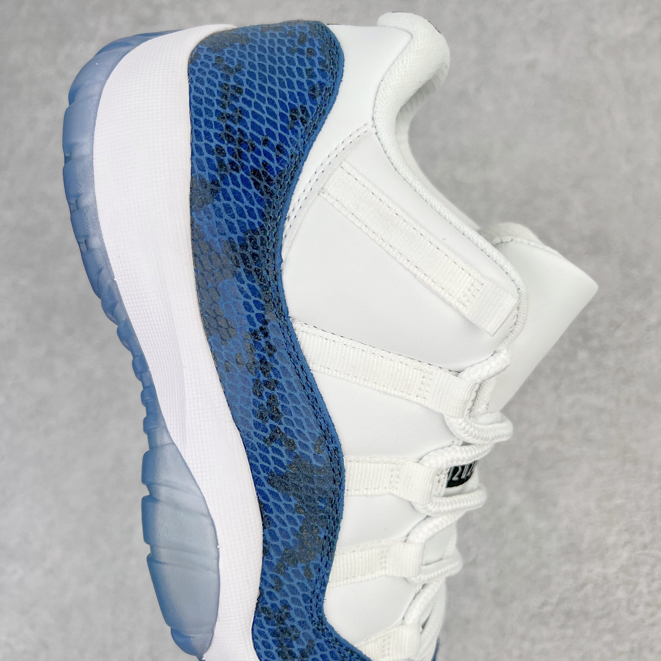 Air Jordan 11 Low Navy Snakeskin AJ11 蓝蛇 蛇纹 低筒 碳板 全掌气垫 篮球鞋 球鞋 男鞋 休闲鞋 CD6846-102