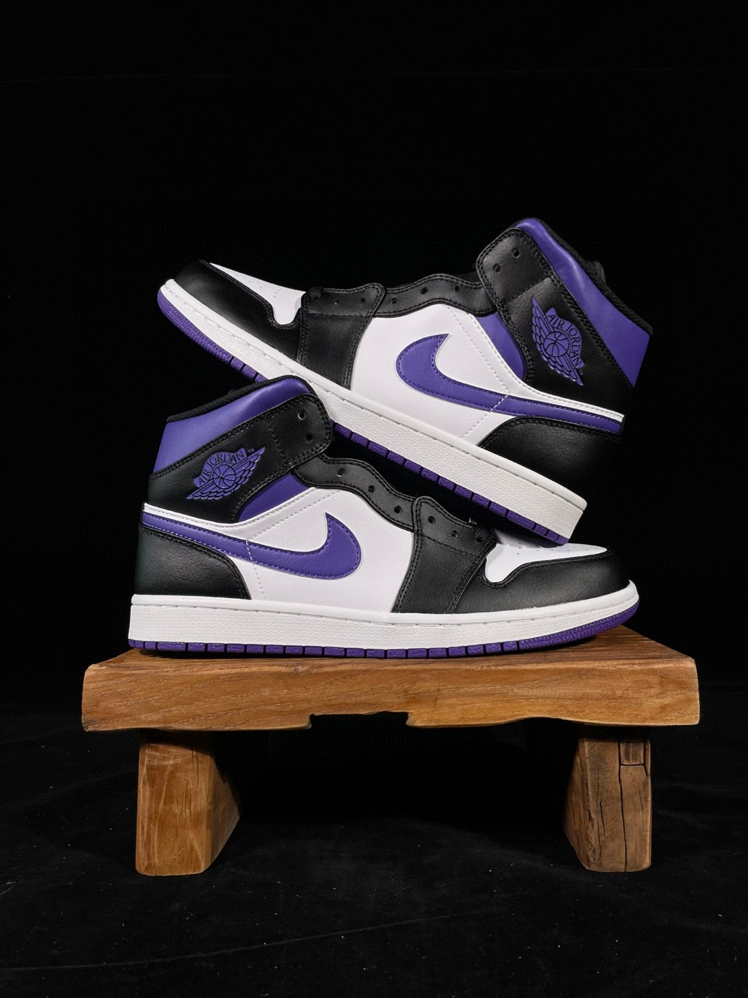 Air Jordan 1 Mid AJ1 黑白紫 篮球鞋 运动鞋 休闲鞋 男鞋  554724-095