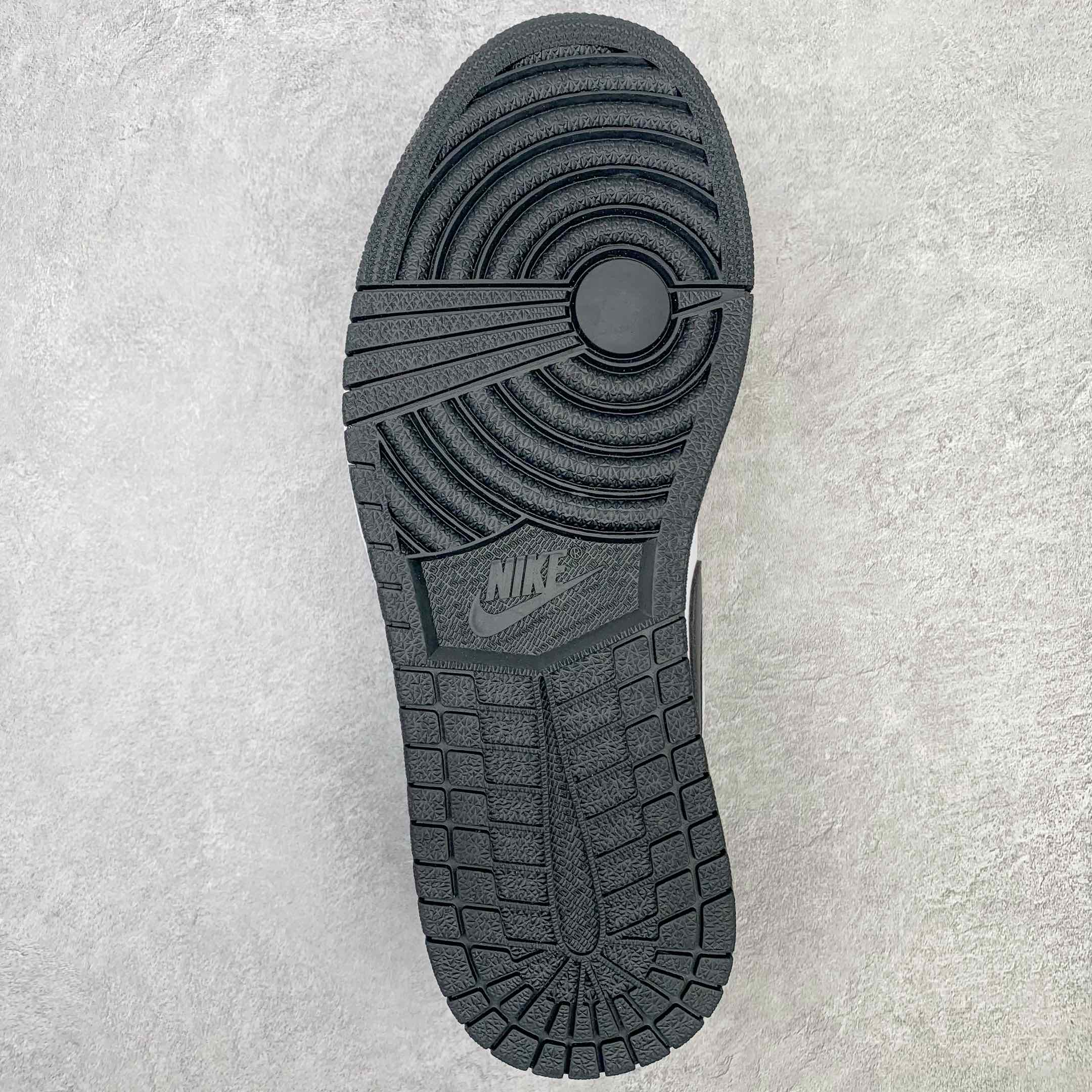 Air Jordan 1 Low AJ1 小烟灰 低筒 板鞋 休闲鞋 男鞋女鞋  553558-030