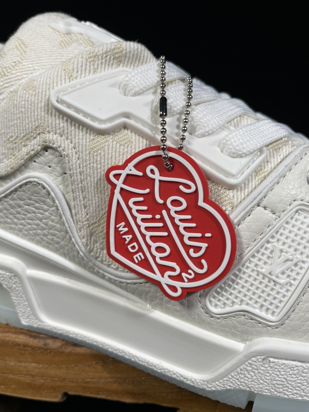 Louis Vuitton 路易威登 Trainer 白色 低筒 休闲鞋 板鞋 运动鞋 男鞋 女鞋 