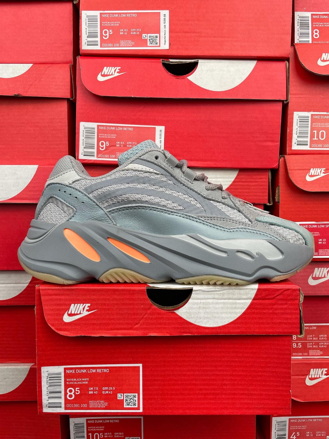 adidas originals Yeezy Boost 700V2 Inertia 惯性 蓝灰 低筒 休闲鞋 运动鞋 老爹鞋 男鞋 女鞋 FW2549