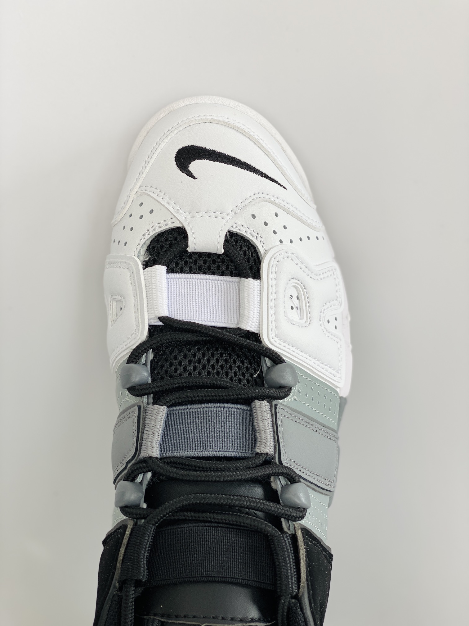 Air More Uptempo  Tri Color 白灰黑  男鞋 女鞋 休闲鞋 板鞋 篮球鞋 921948-002