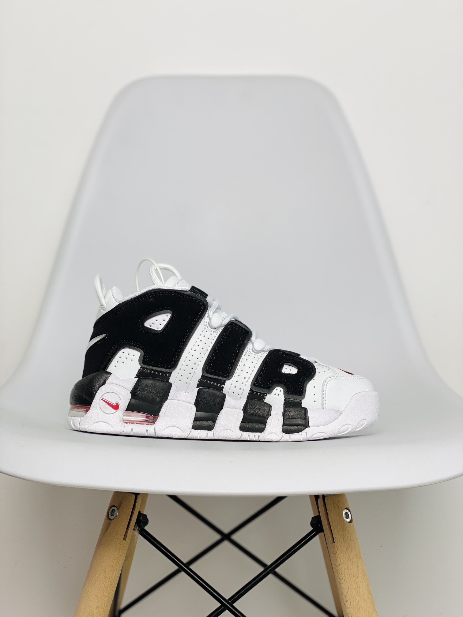 Air More Uptempo 熊貓  男鞋 女鞋 休闲鞋 板鞋 篮球鞋 414926-105