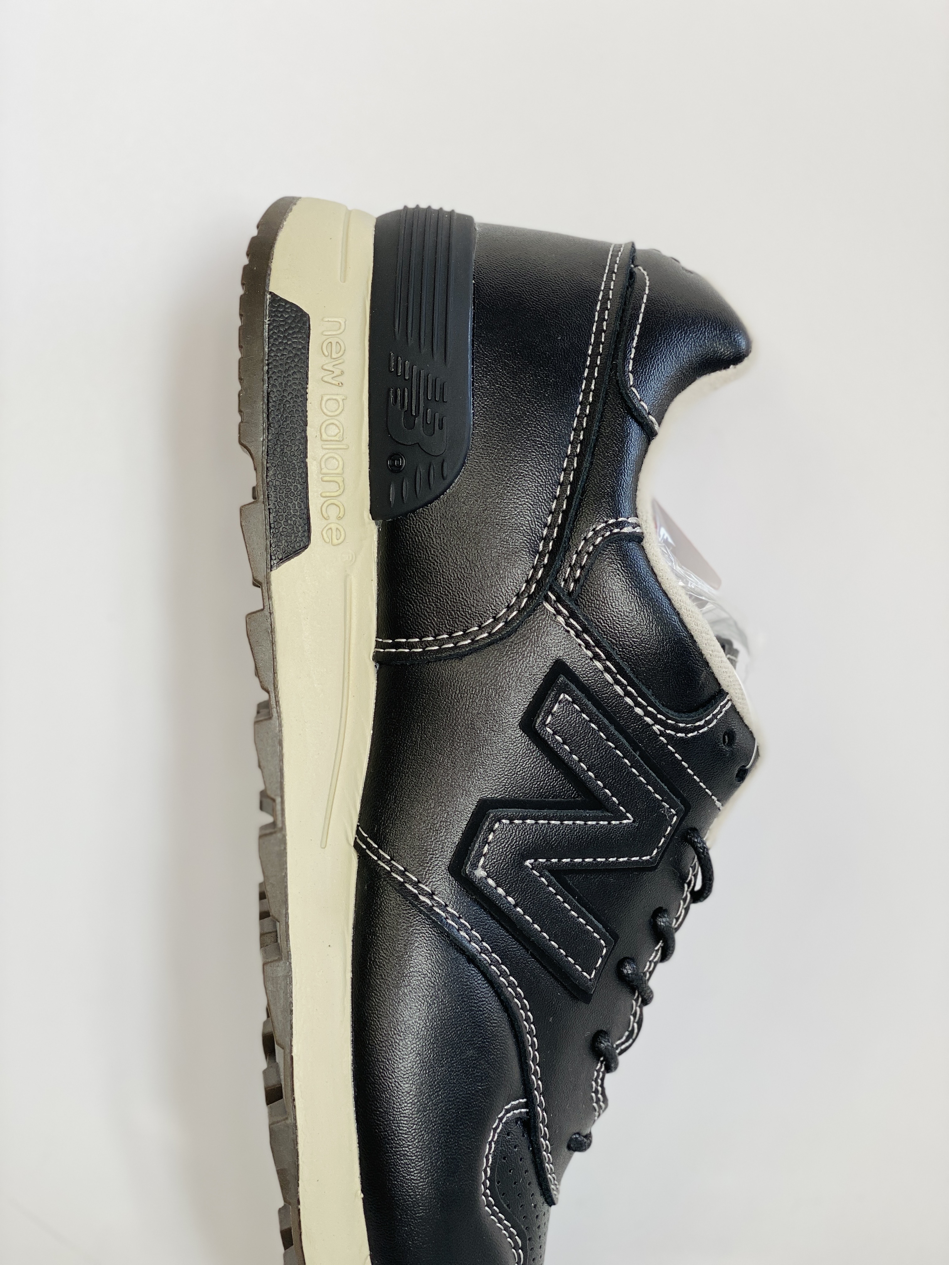 New Balance NB1400 黑色 皮面 低筒 复古跑鞋 休闲鞋 板鞋 运动鞋 男鞋 女鞋  