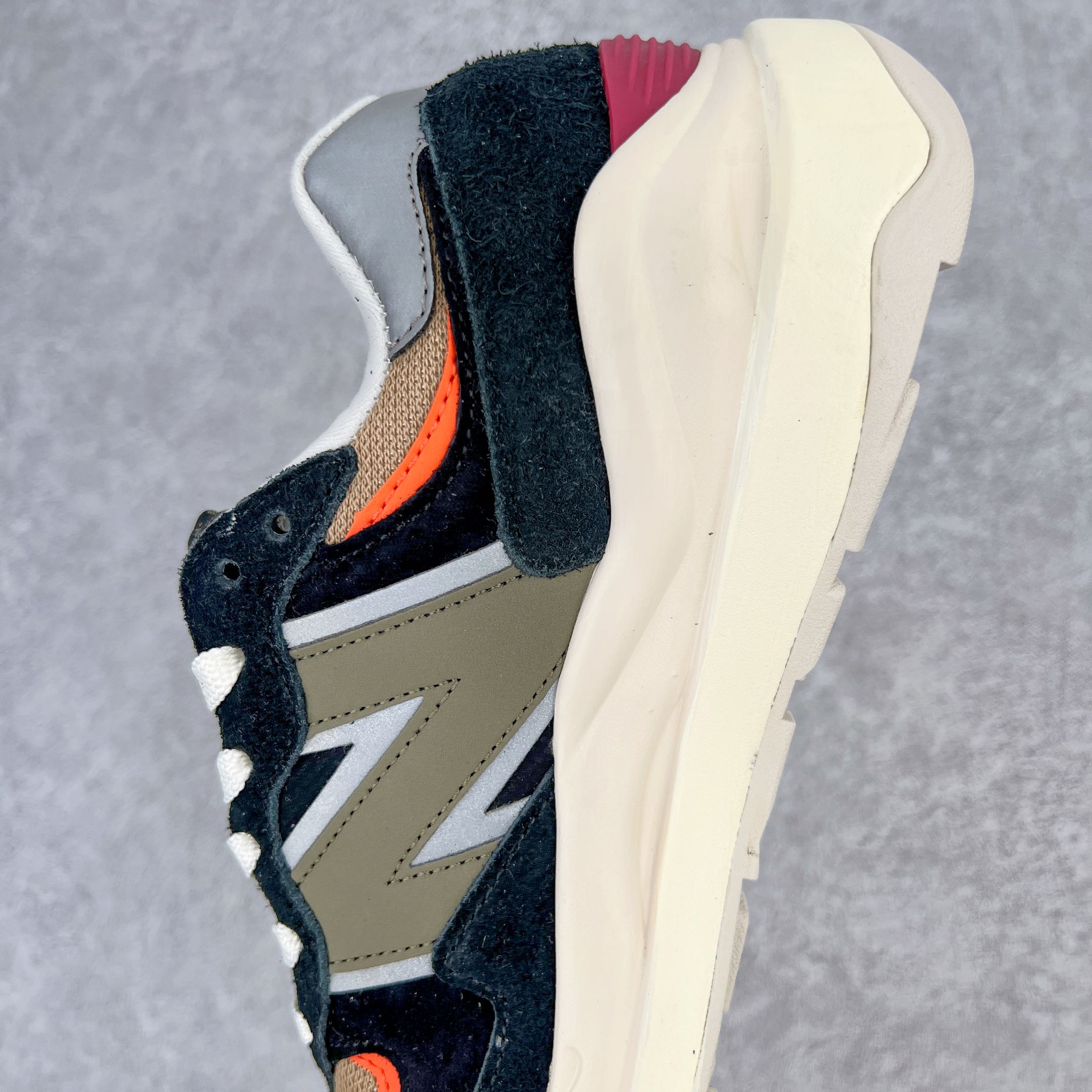 New Balance  NB5740 黑卡其 中国年 低筒 复古慢跑鞋 板鞋 运动鞋 休闲鞋 男鞋 女鞋 U5740CNB