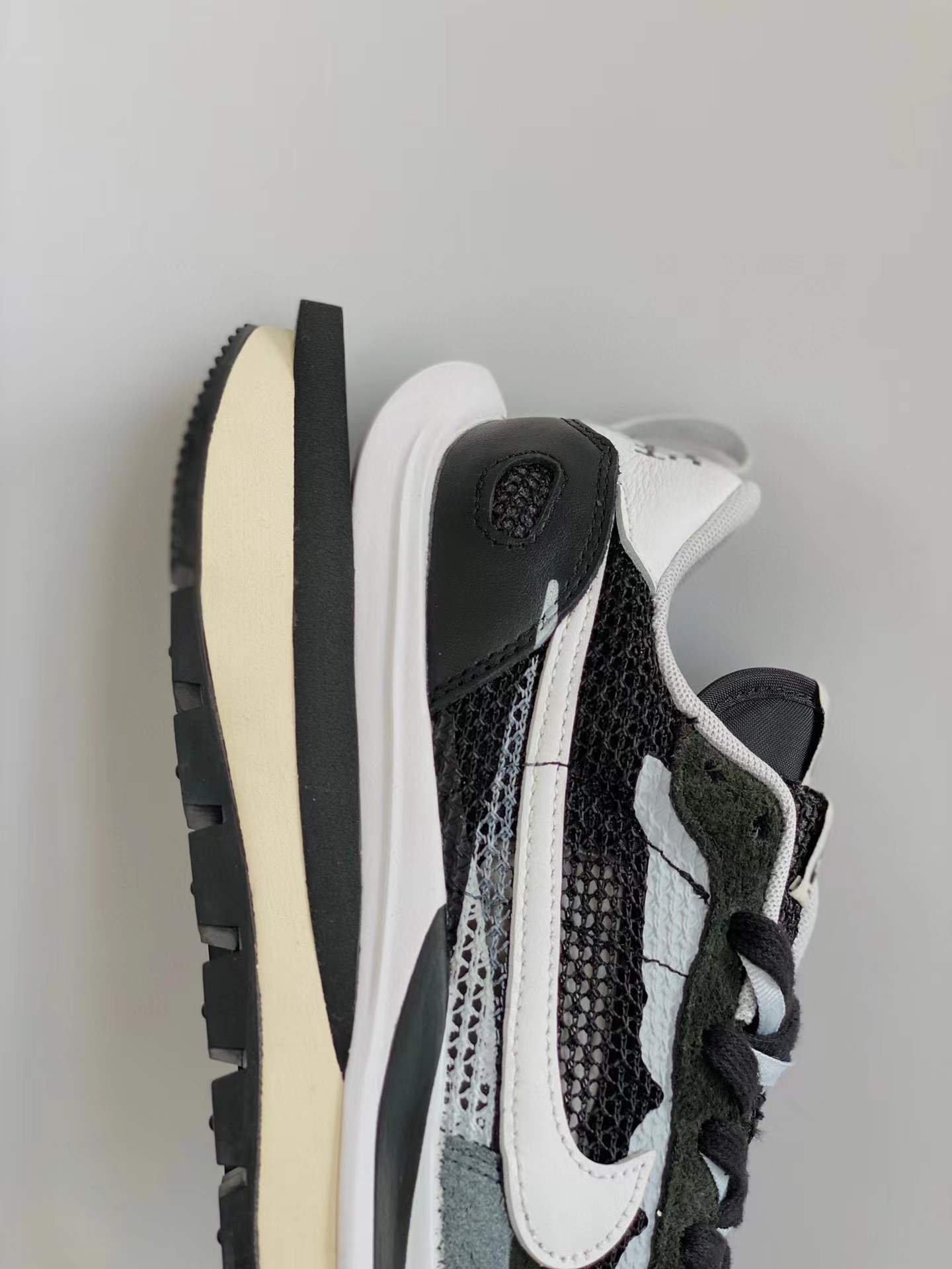 Sacai 3.0 VaporWaffle Black and White 黑白 低筒 华夫鞋 增高男女鞋 结构解构鞋 复古休闲鞋  CV1363-001