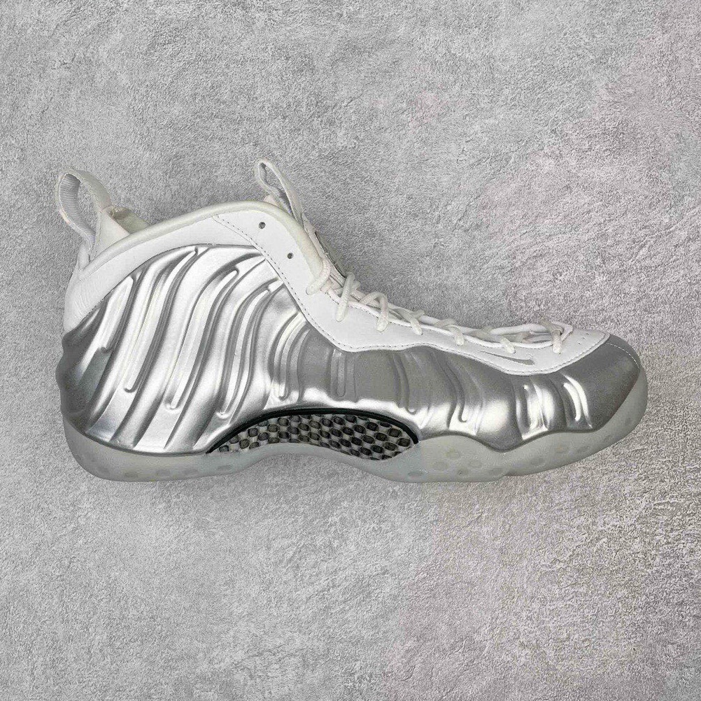 NIKE Air Foamposite One Chrome White 银喷 喷泡 篮球鞋 男鞋 碳板 AA3963-100