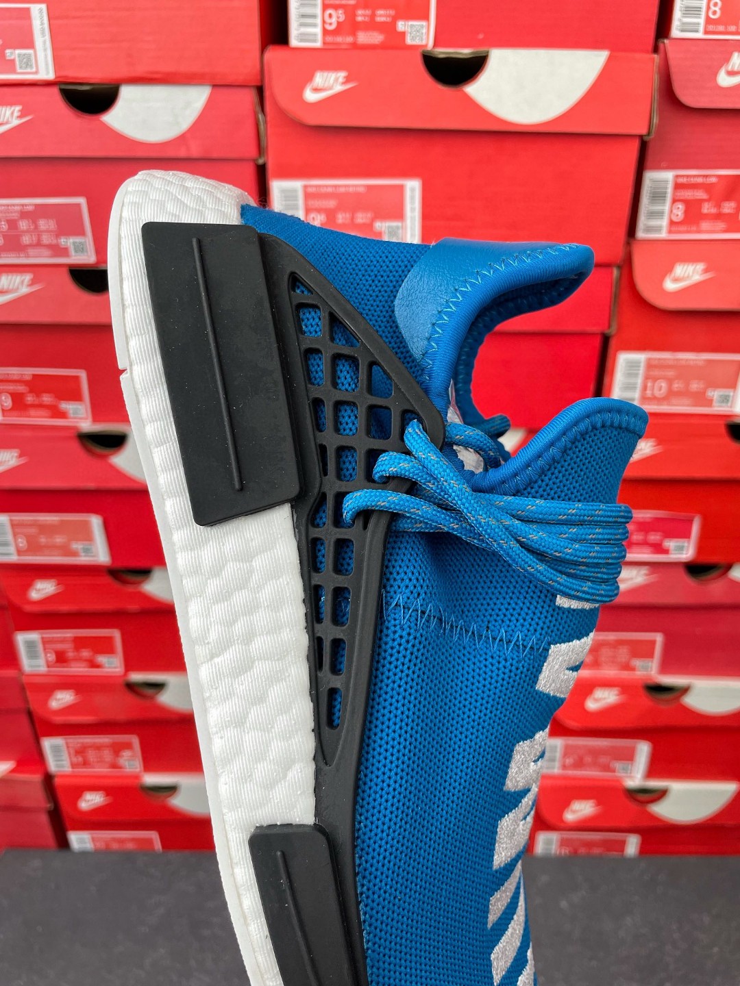 Pharrell Williams x adidas originals NMD HU Human Being Sharp Blue 菲董联名 蓝白色 低筒 运动鞋 休闲鞋 男鞋 BB0618