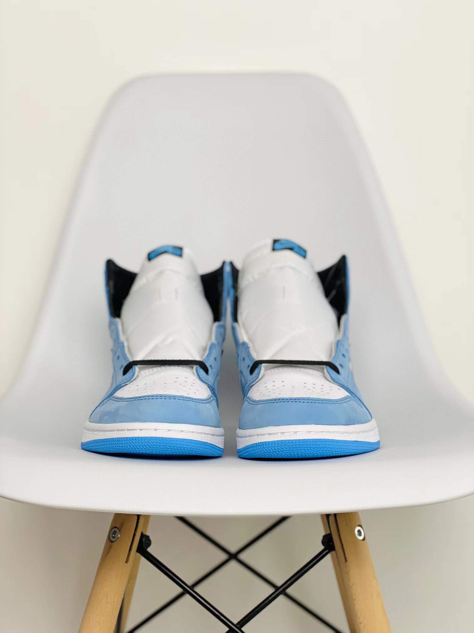 Air Jordan 1 AJ1 Retro OG University Blue 大學藍 篮球鞋 高筒 休闲鞋 男鞋 板鞋 