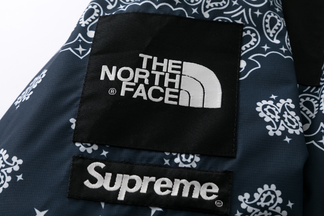 Supreme The North Face 14FW Bandana Mountain Jacket Re 聯名款黑色 