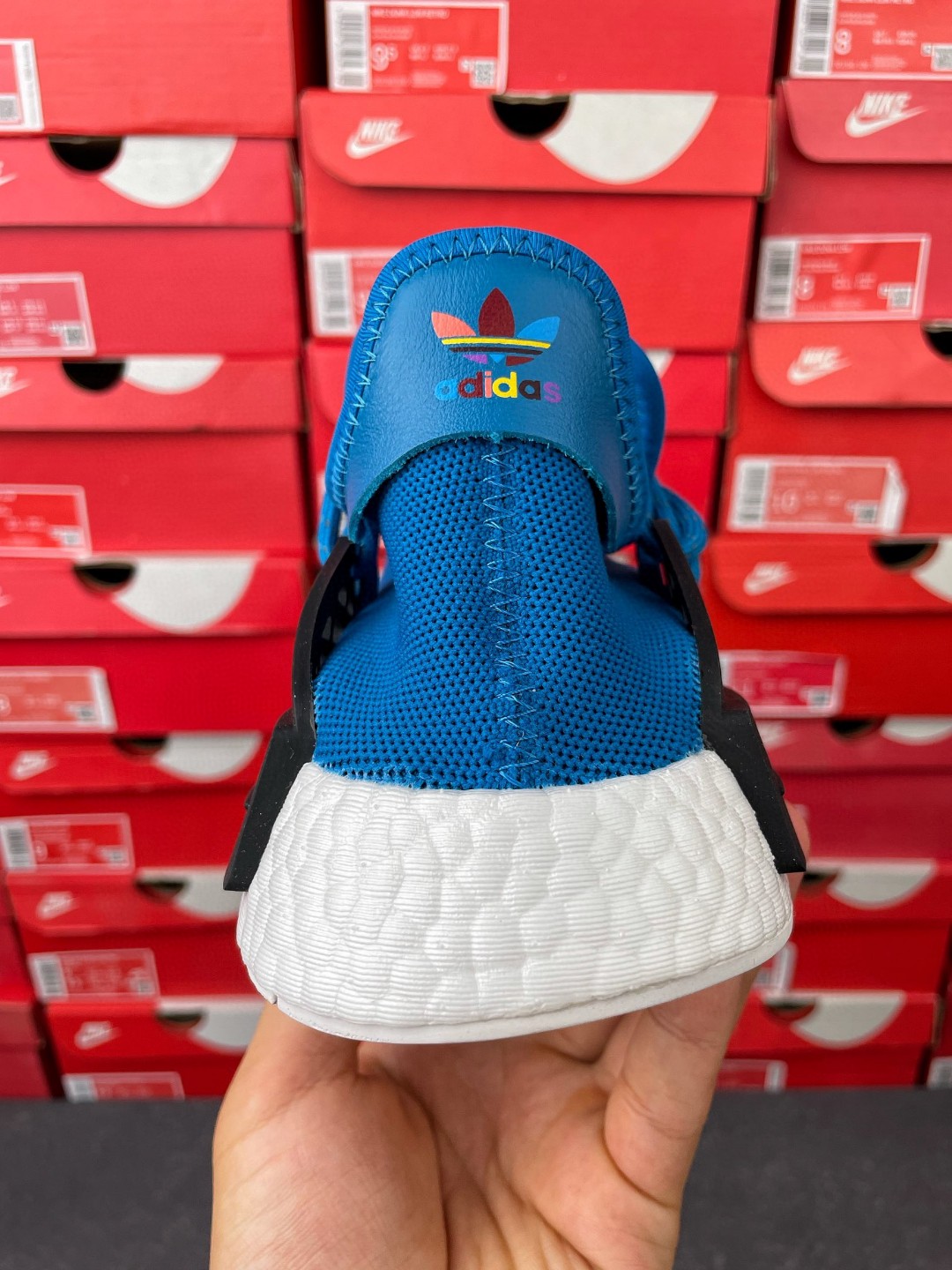 Pharrell Williams x adidas originals NMD HU Human Being Sharp Blue 菲董联名 蓝白色 低筒 运动鞋 休闲鞋 男鞋 BB0618