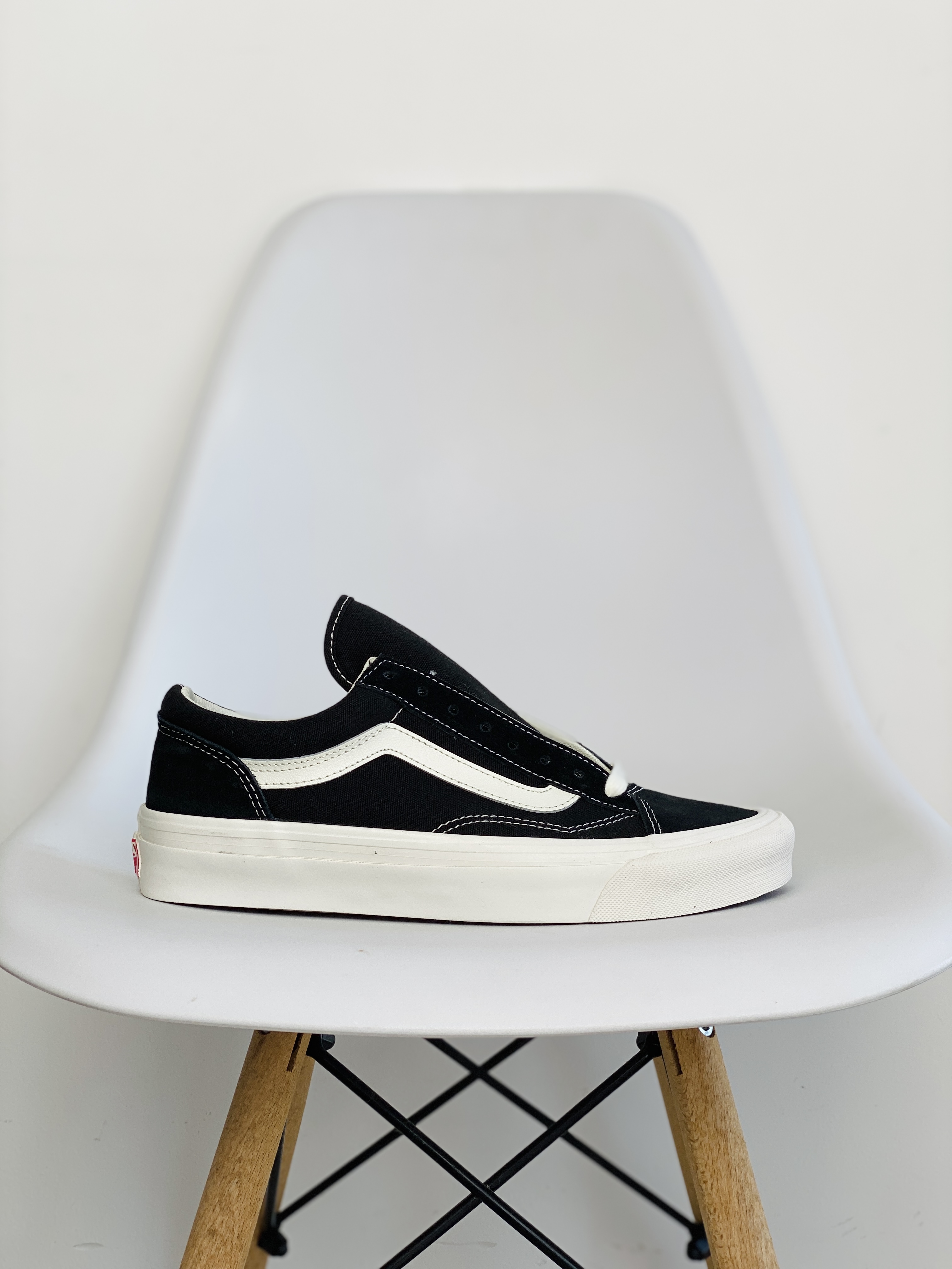 Vans Vault OG Style 36 LX  Black Marshmall  黑白 低筒 休闲鞋 板鞋 滑板鞋 男鞋 女鞋 VN0A4BVEN8K