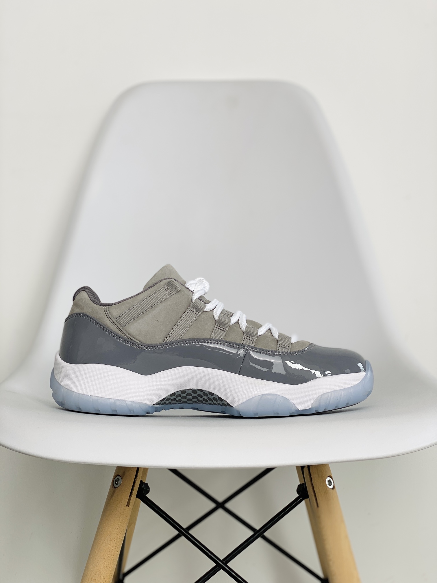 Air Jordan 11 Retro Low Cool Grey AJ11 酷灰 低筒 碳板 全掌气垫 篮球鞋 球鞋 男鞋 休闲鞋 528895-003
