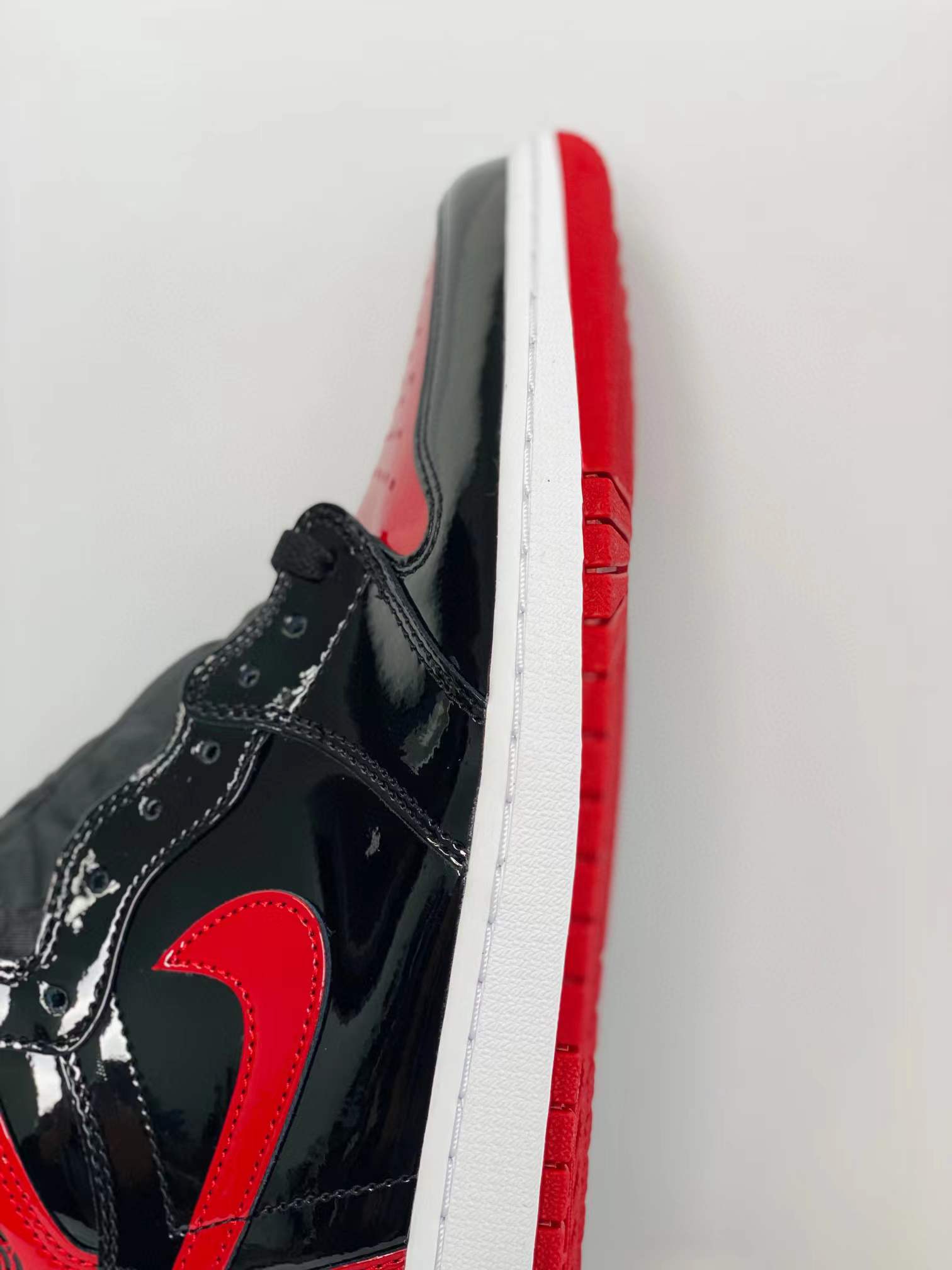 Air Jordan 1 AJ1 Retro Patent Bred 漆皮 禁穿 篮球鞋 高筒 休闲鞋 男鞋 板鞋  555088-063