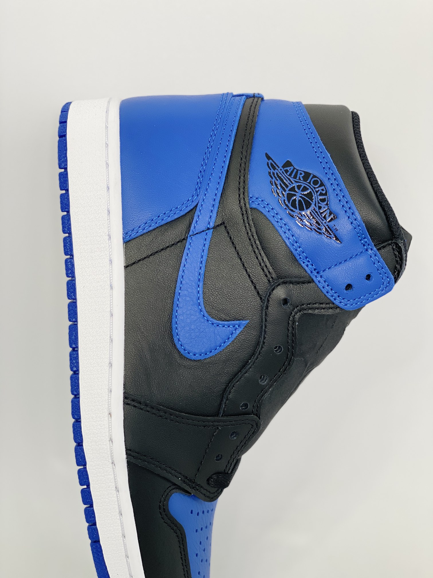 Air Jordan 1 AJ1 Retro Black Royal Blue 皇家蓝 高筒 休闲鞋 男鞋 板鞋  555088-085