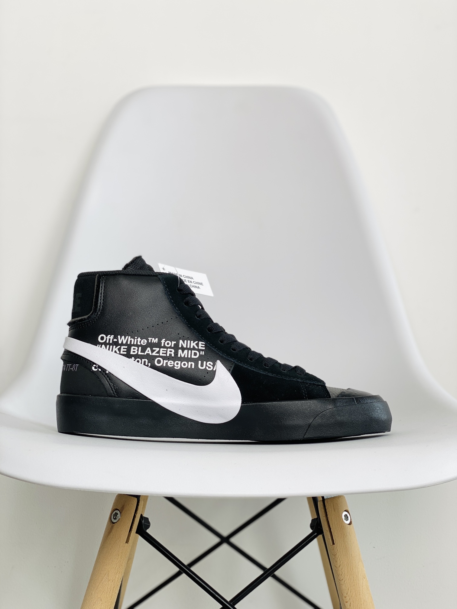 OFF-WHITE Blazer Mid All Grim Reaper THE TEN  黑白  高筒  休闲鞋 板鞋 男鞋 女鞋 AA3832-001