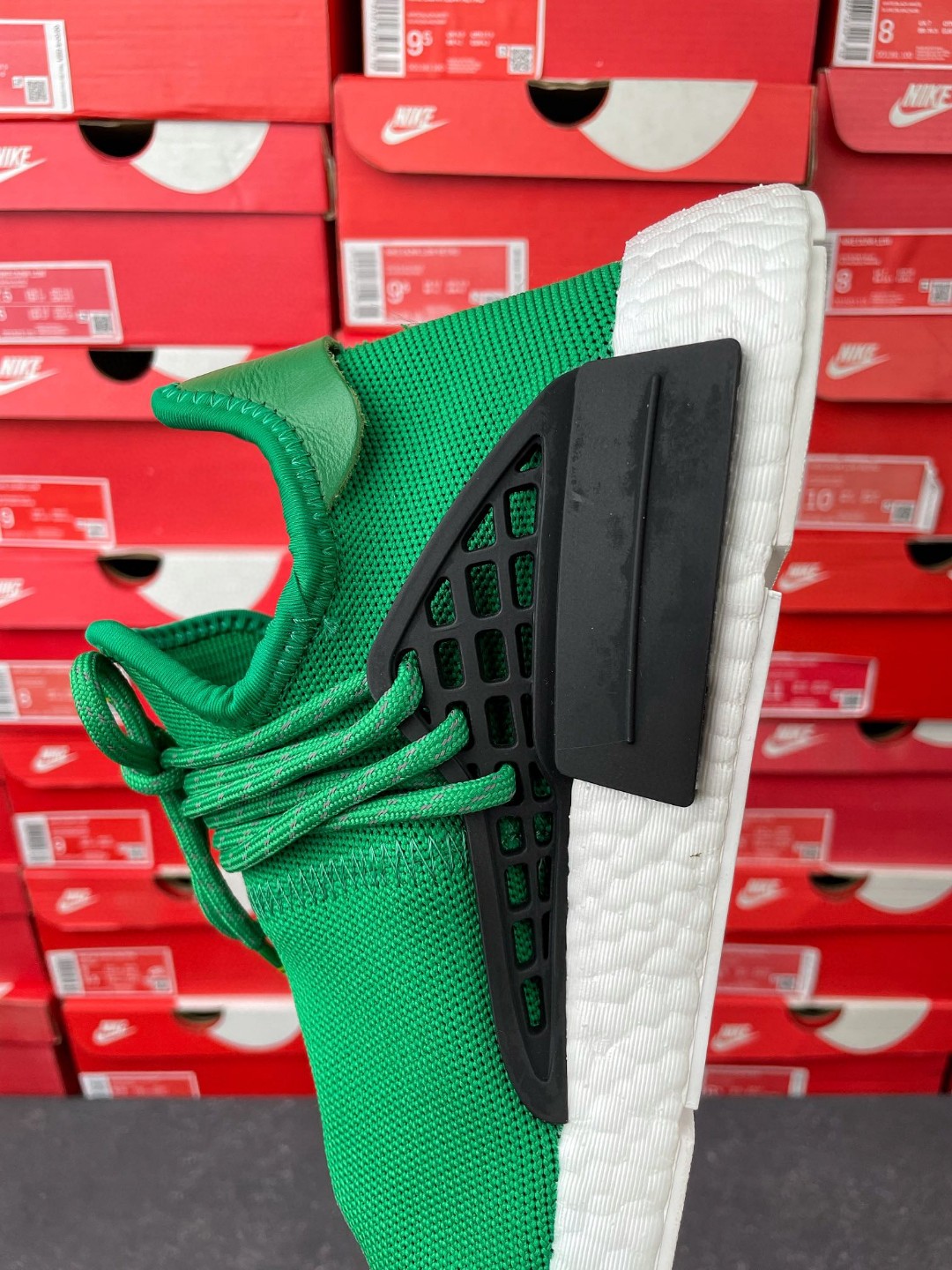 Pharrell Williams x adidas originals NMD HU Human TGreen 菲董联名 绿色 低筒 运动鞋 休闲鞋 男鞋 女鞋 BB0620