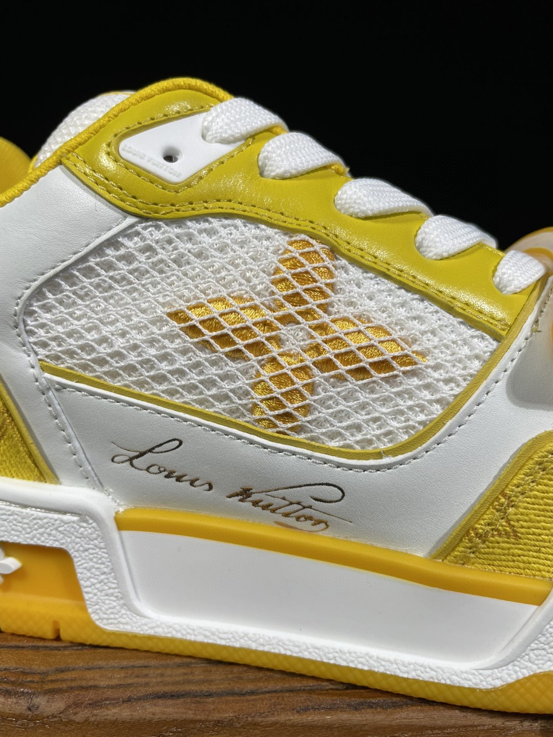 Louis Vuitton 路易威登 Trainer 魔术贴 白黄 低筒 休闲鞋 板鞋 男鞋 女鞋 1A9ZD6